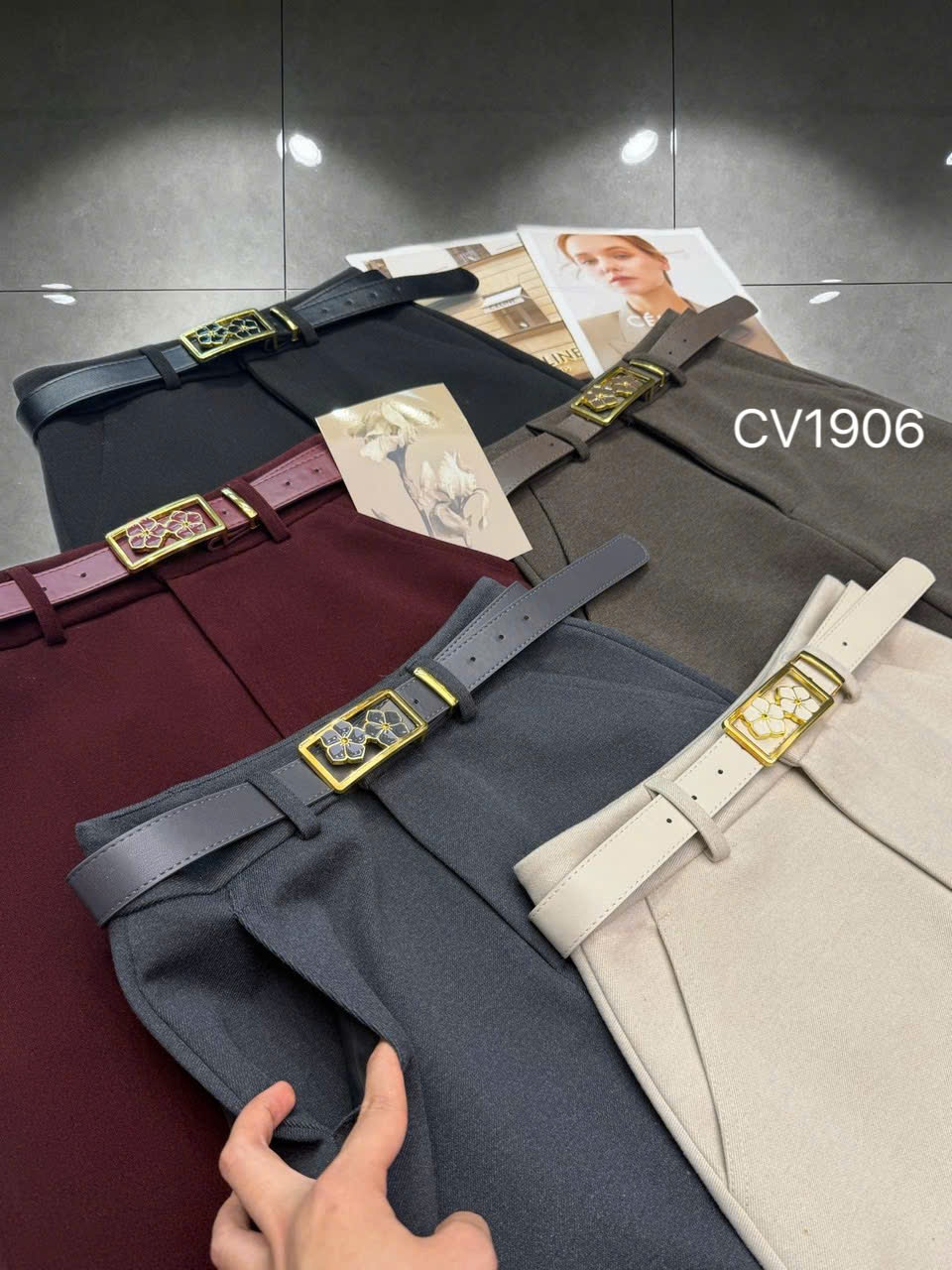 CV1906 cv dạ QC đai hoa chữ nhật dài 80cm
