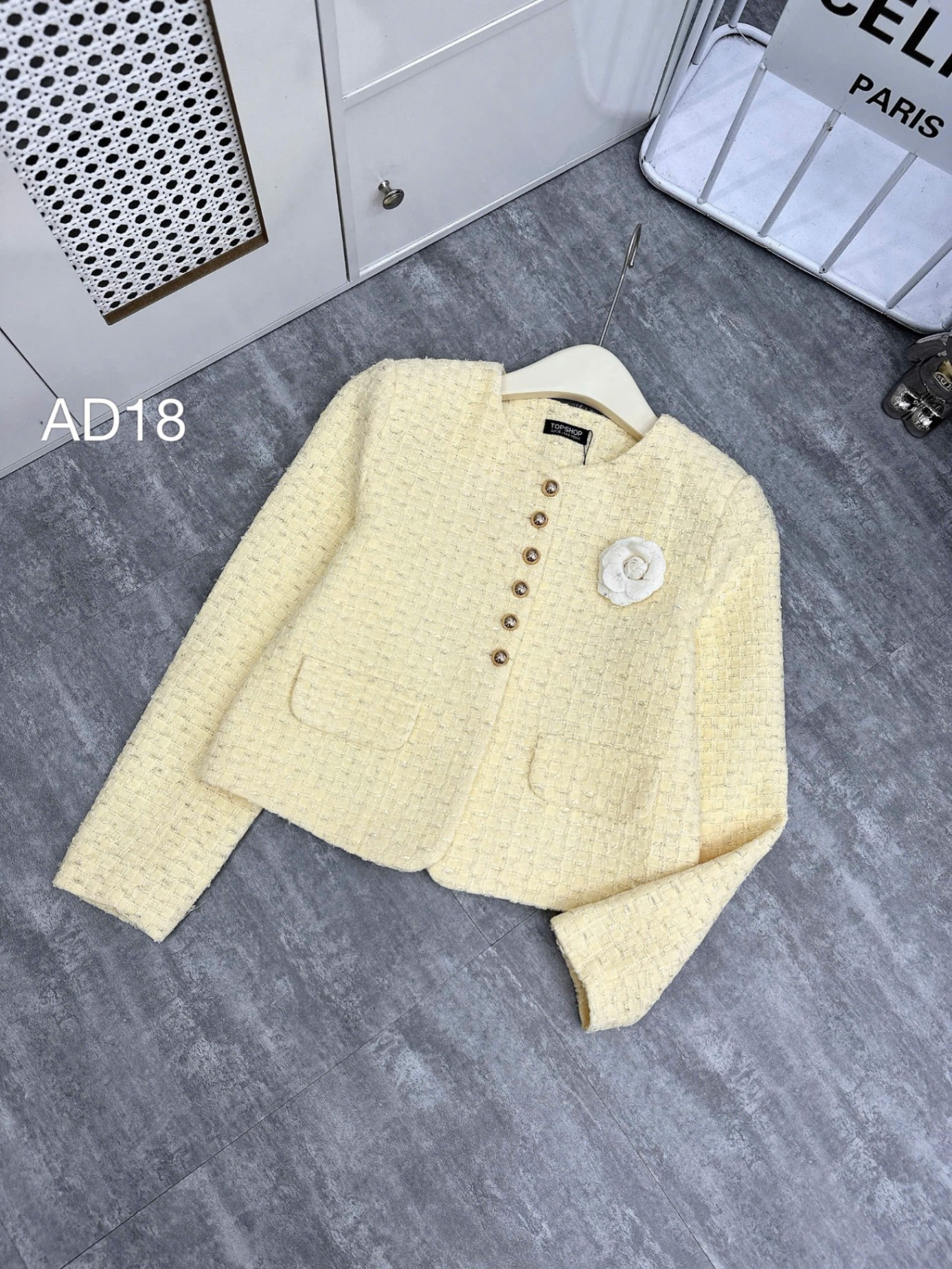 AD18 áo dạ cúc vàng hoa trà