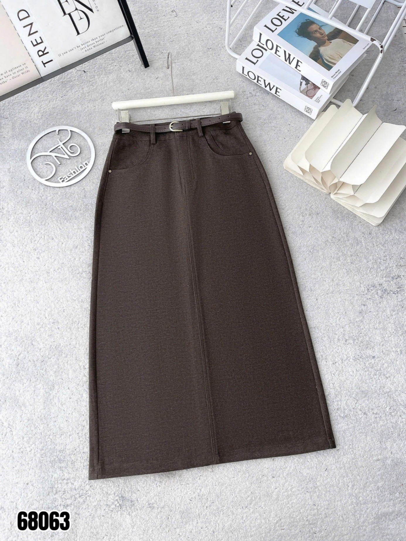 CV68063 Chân váy dạ A kèm đai