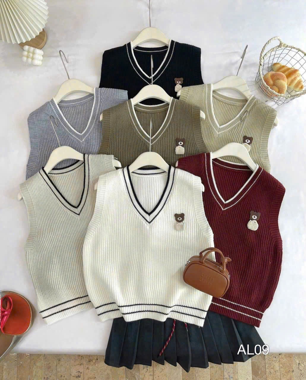 AL09 Áo len gile gấu