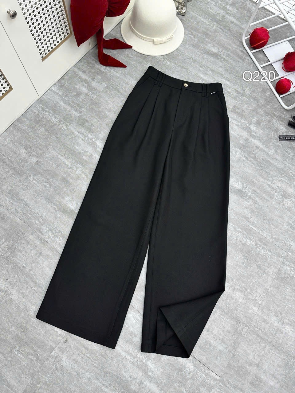 Q220 quần dạ dài 102