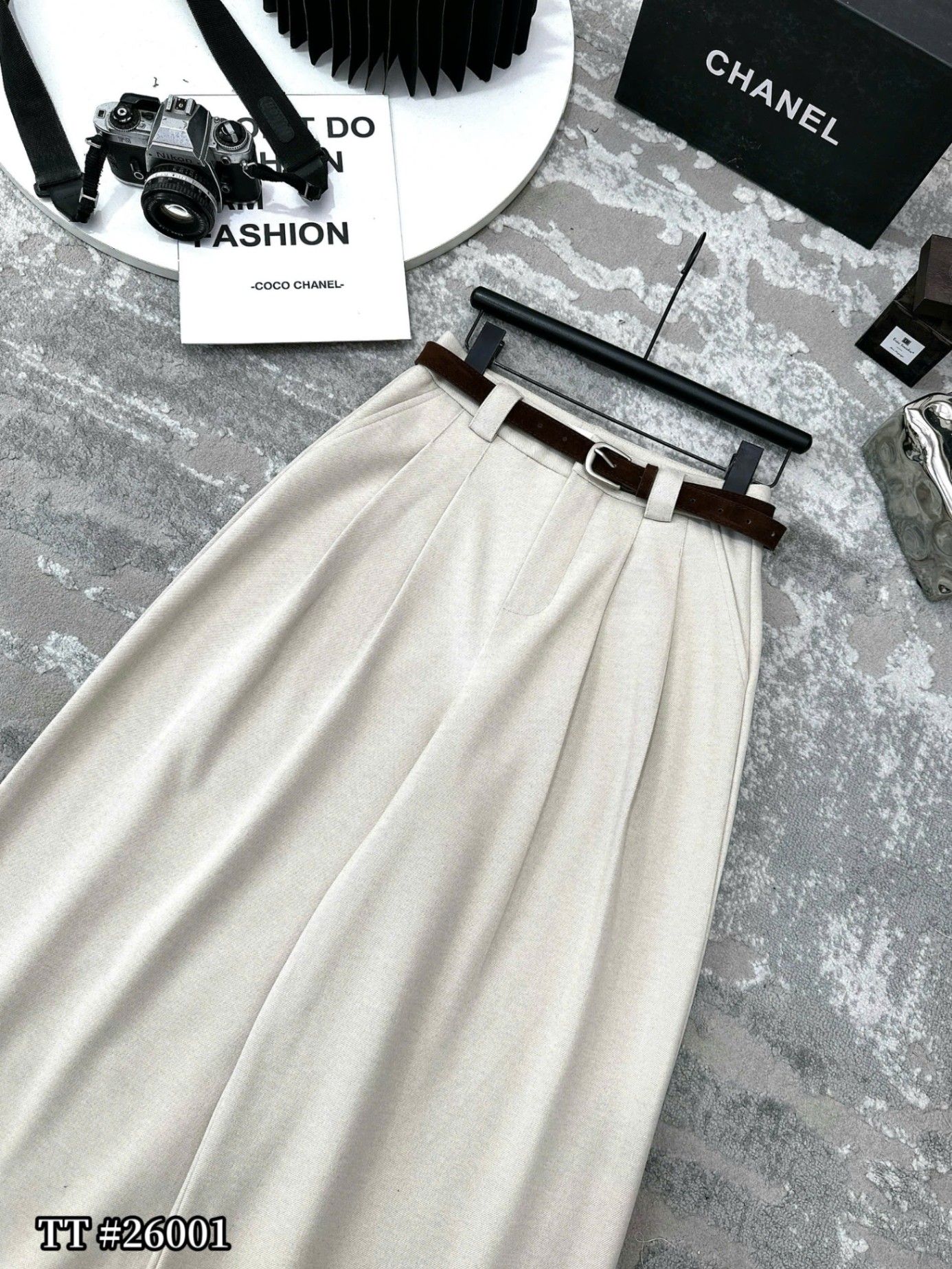 Q26001 Quần dạ xuông ly kèm đai