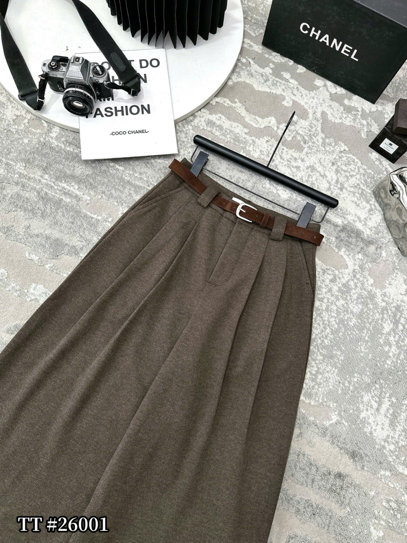 Q26001 Quần dạ xuông ly kèm đai