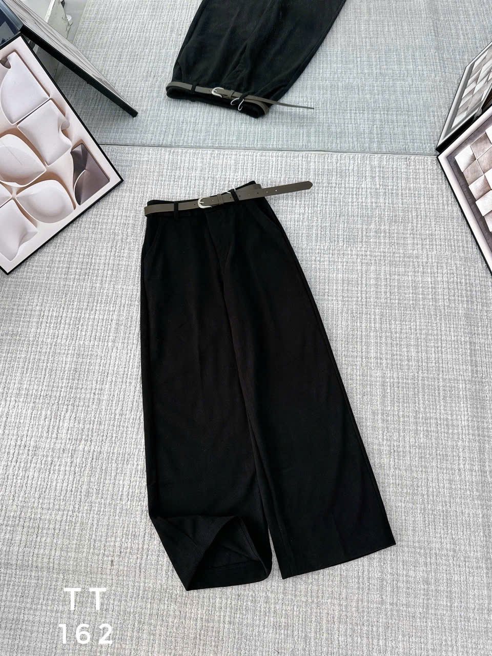 Q162 Quần xuông dạ 2 túi sau dài 94cm