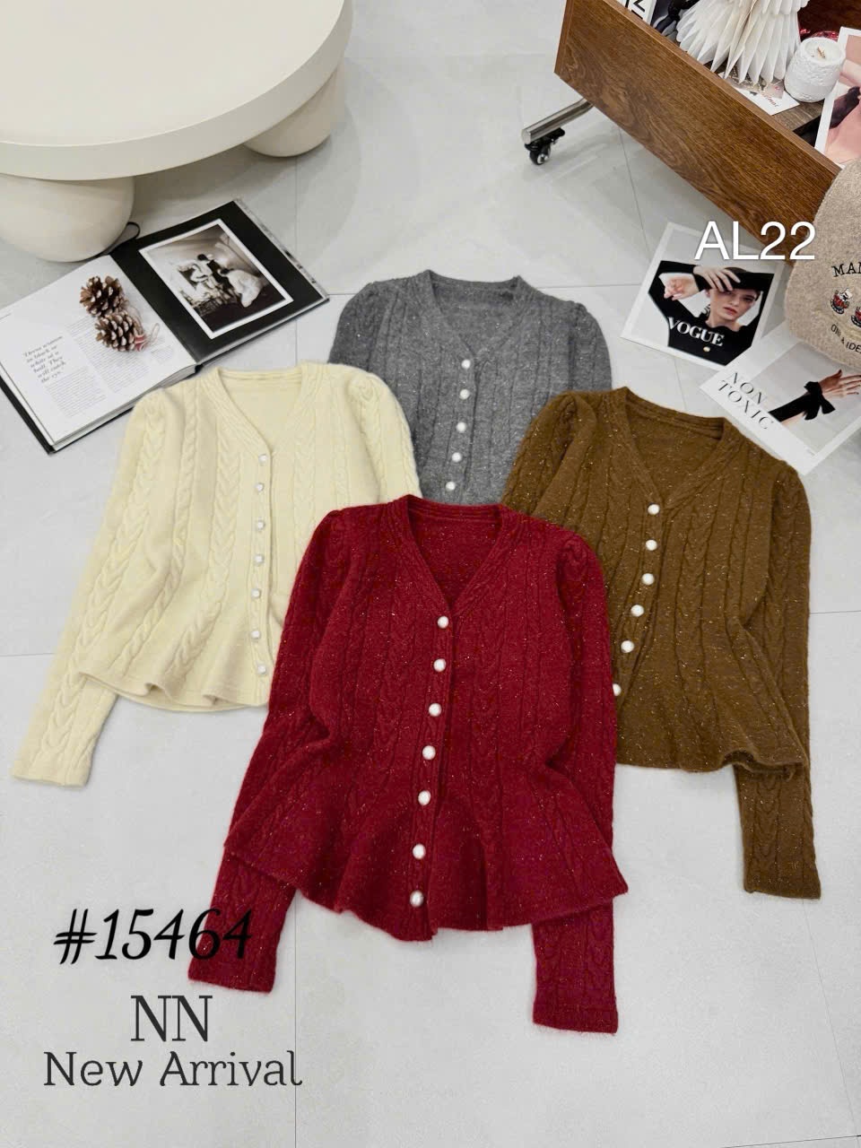 AL22 áo len peplum