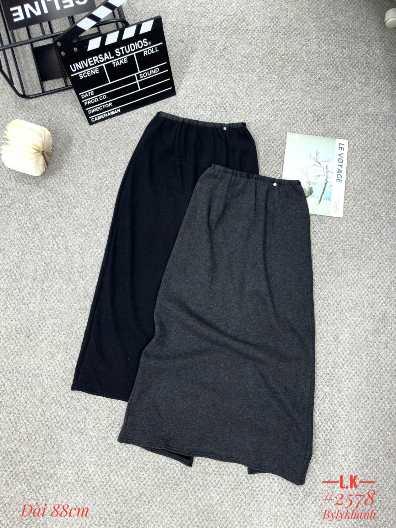 CV2578 Chân váy dáng xuông xẻ sau dài 88cm