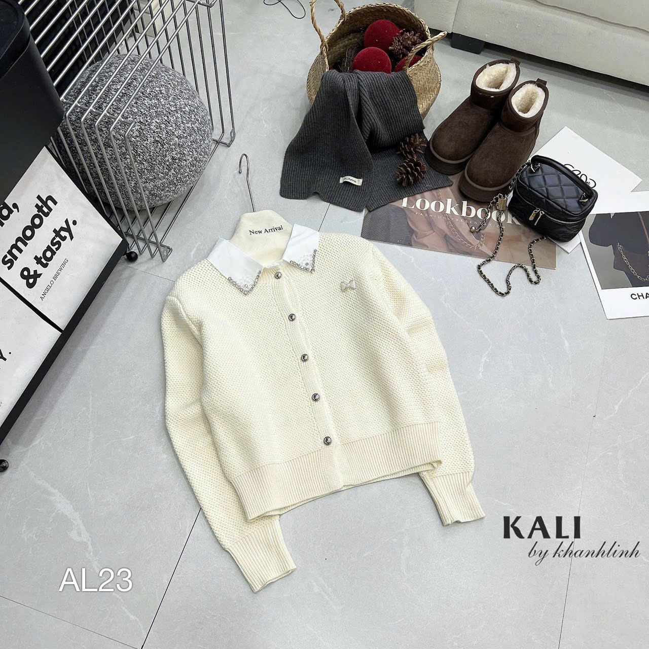 AL23 Áo len cổ sơ mi đá tag nơ