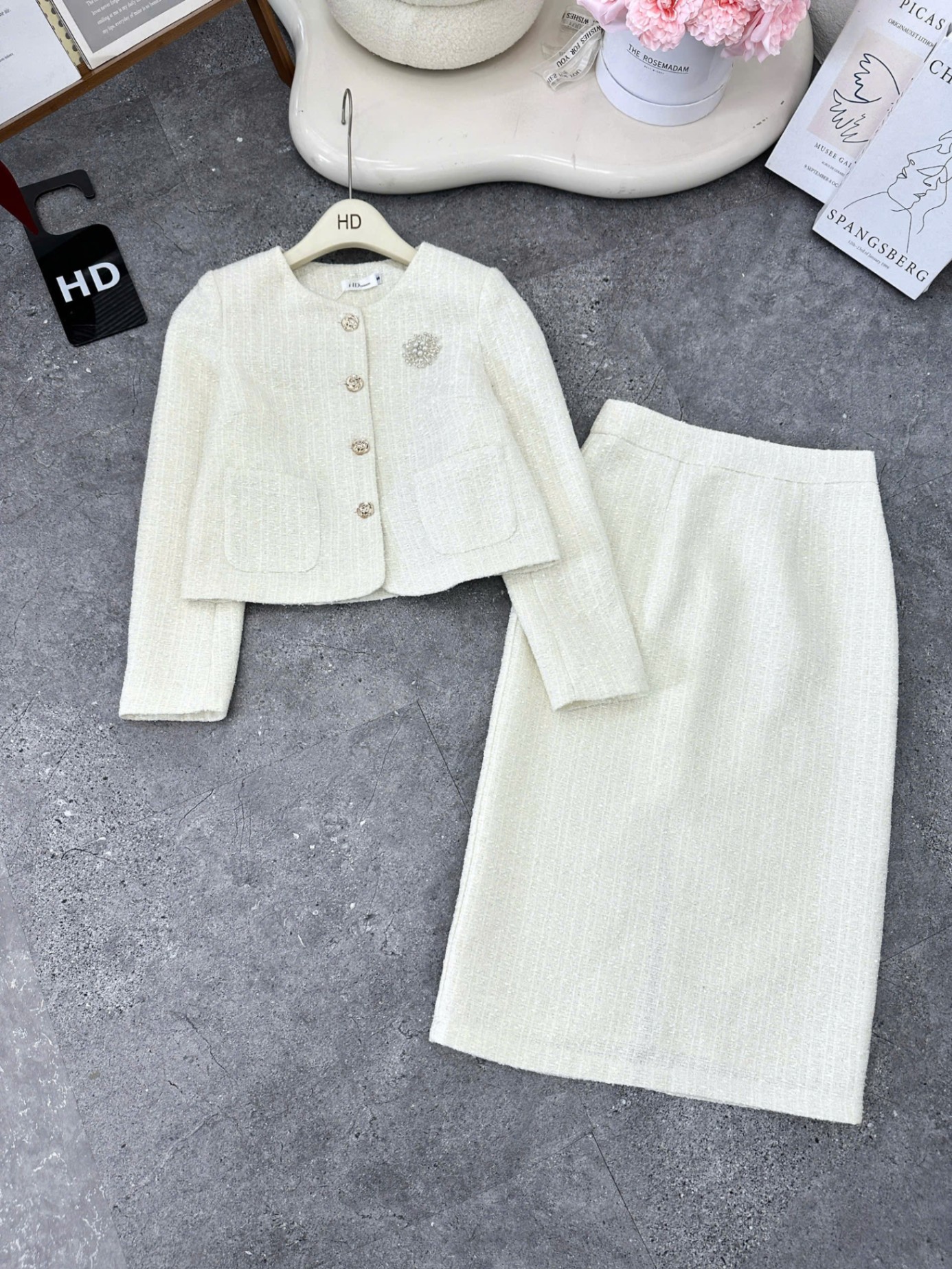 SD16 Set dạ cổ tròn phối hoa