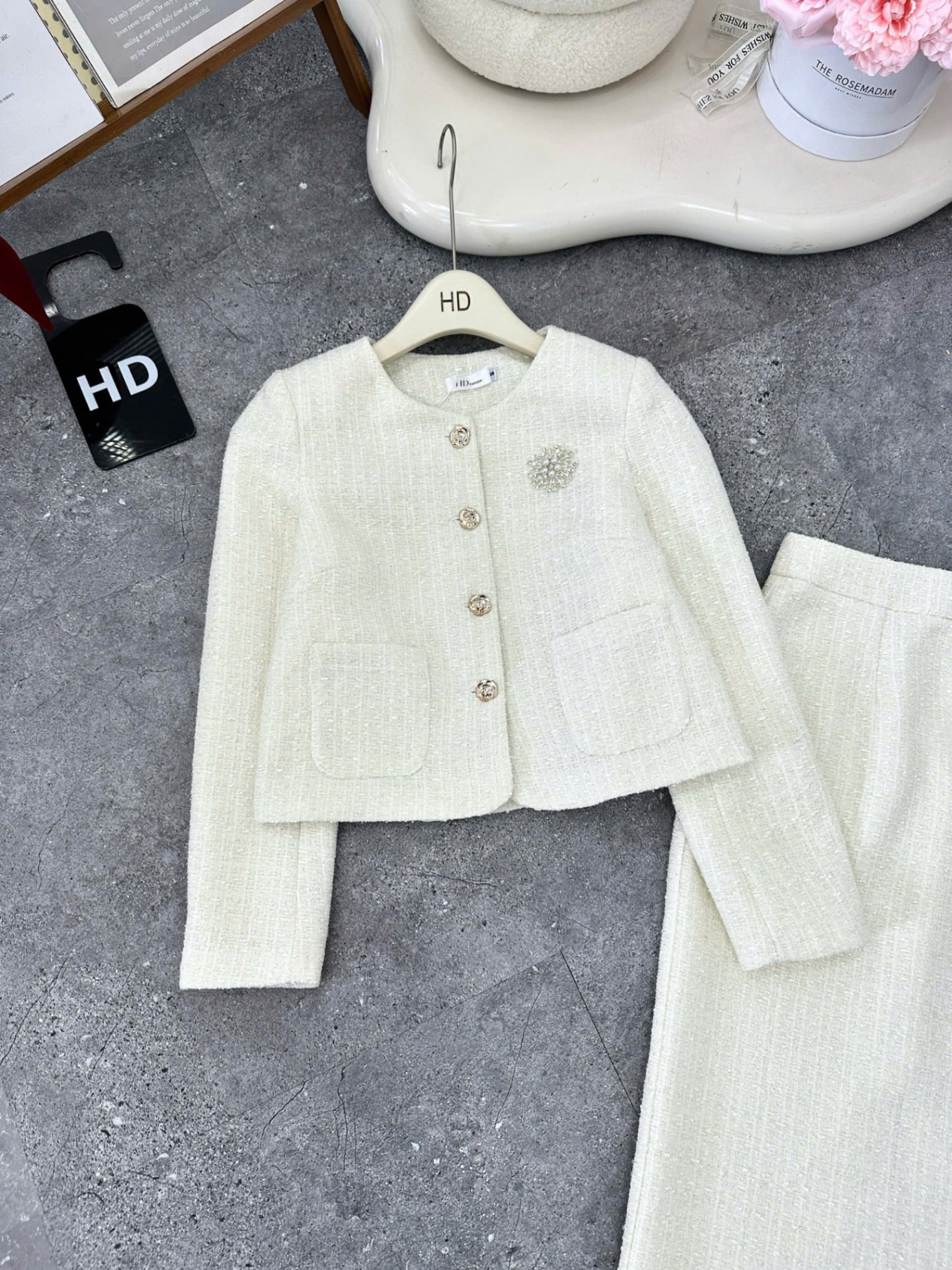 SD16 Set dạ cổ tròn phối hoa