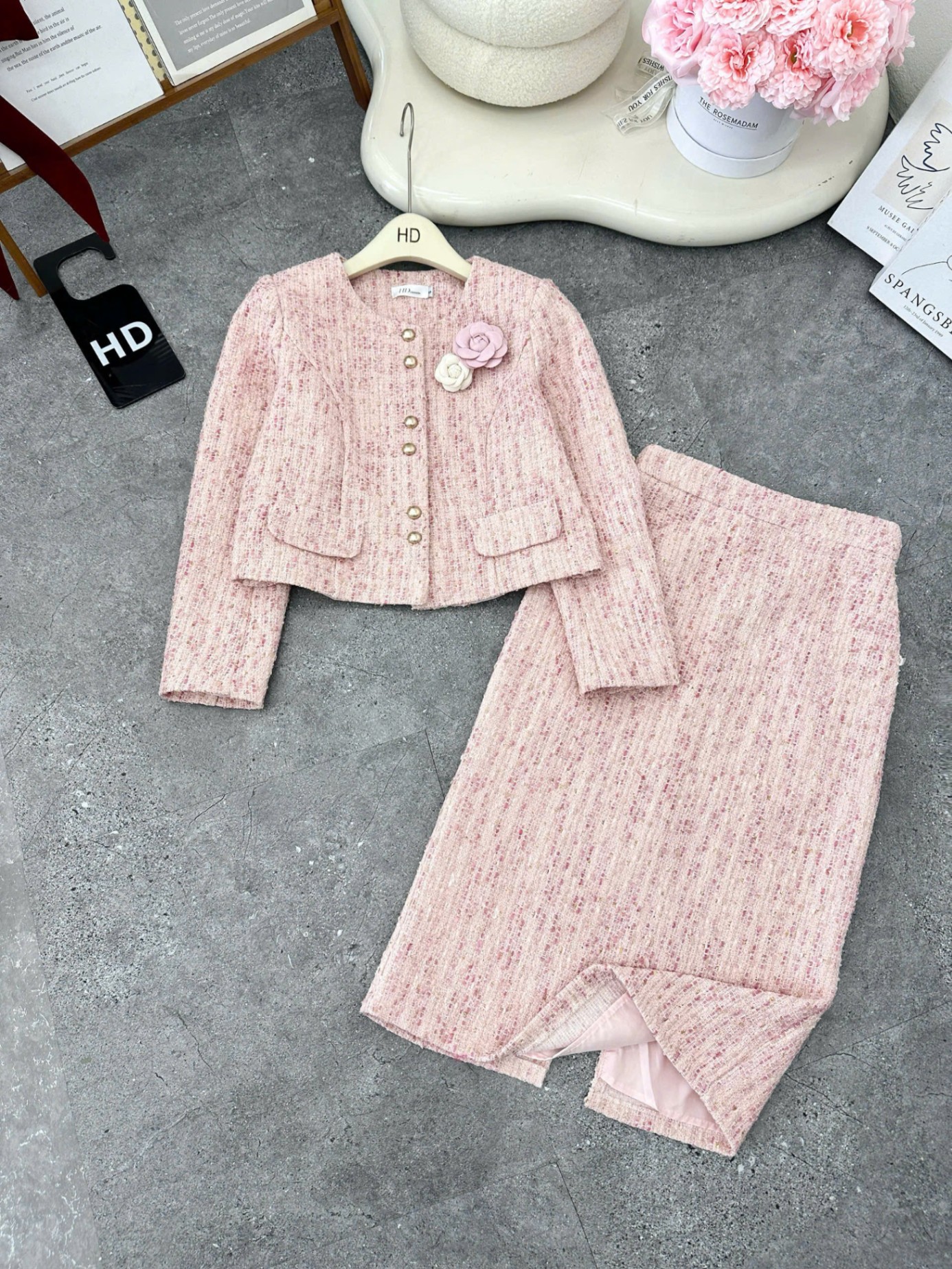 SD16 Set dạ cổ tròn phối hoa