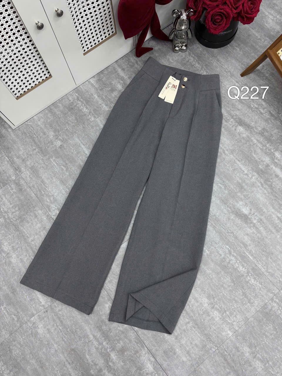Q227 Quần xuông cạp 2 cúc vàng