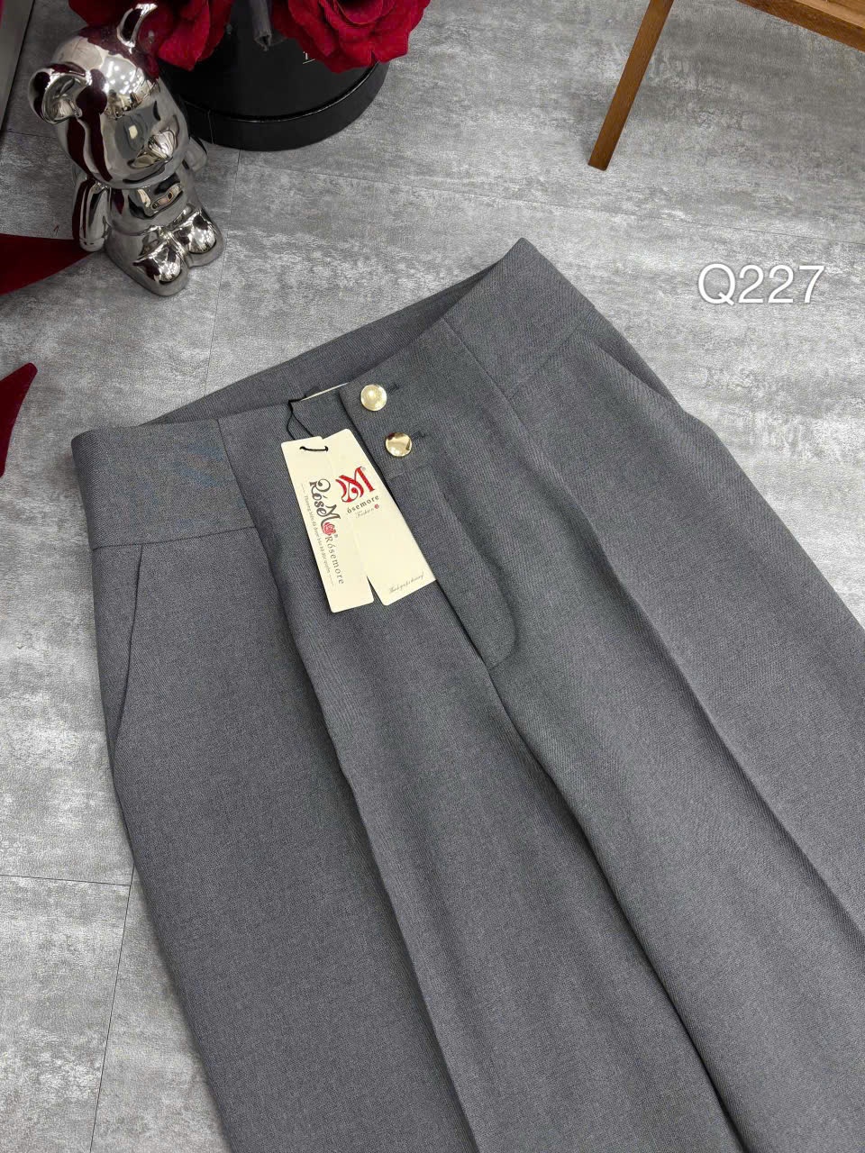 Q227 Quần xuông cạp 2 cúc vàng