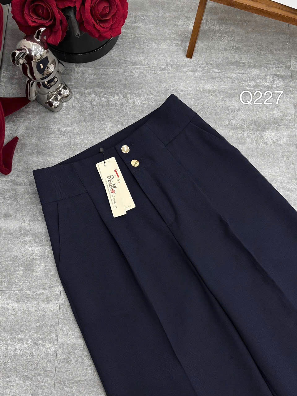 Q227 Quần xuông cạp 2 cúc vàng