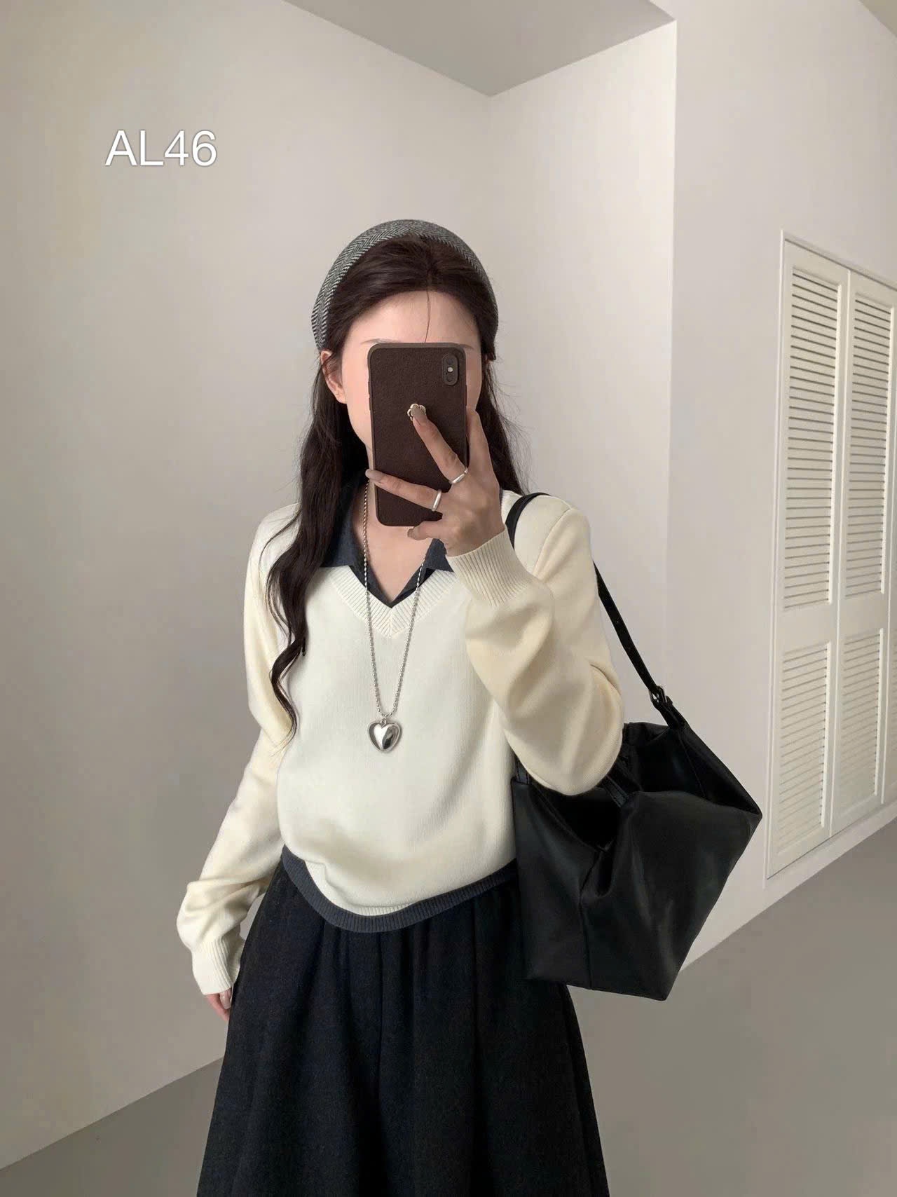 AL46 Áo len cổ phối thêu ngựa