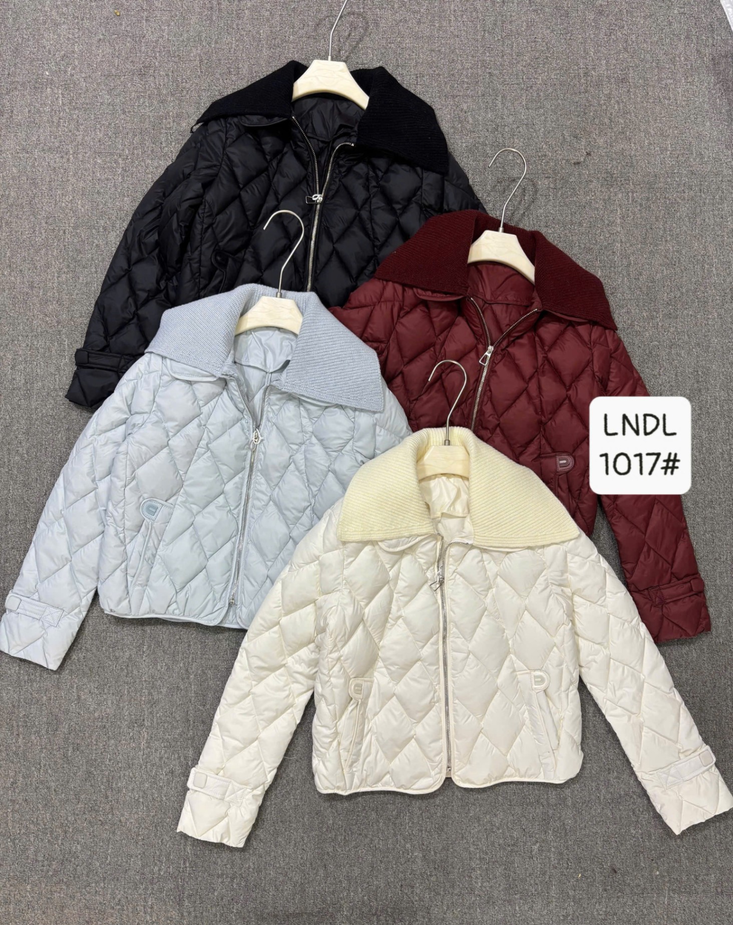 AP1017 Áo phao hình thoi bản cổ to