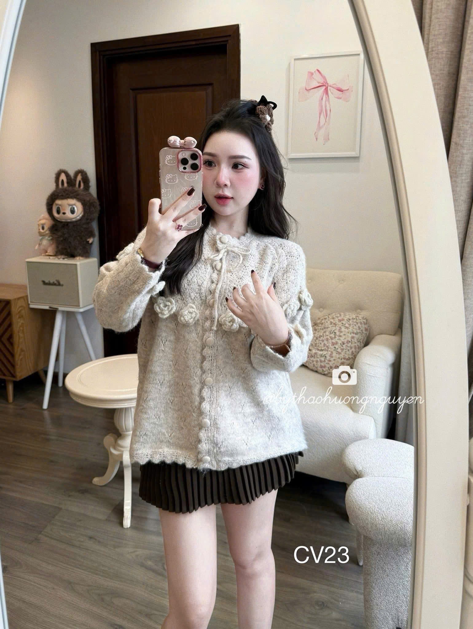 CV23 Chân váy ngắn xòe xếp ly