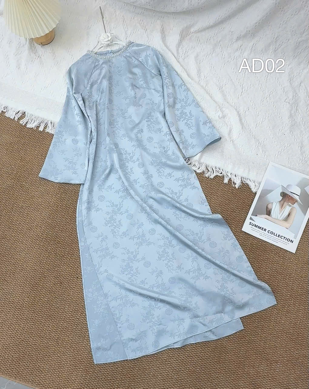 AD02 áo dài cổ cườm