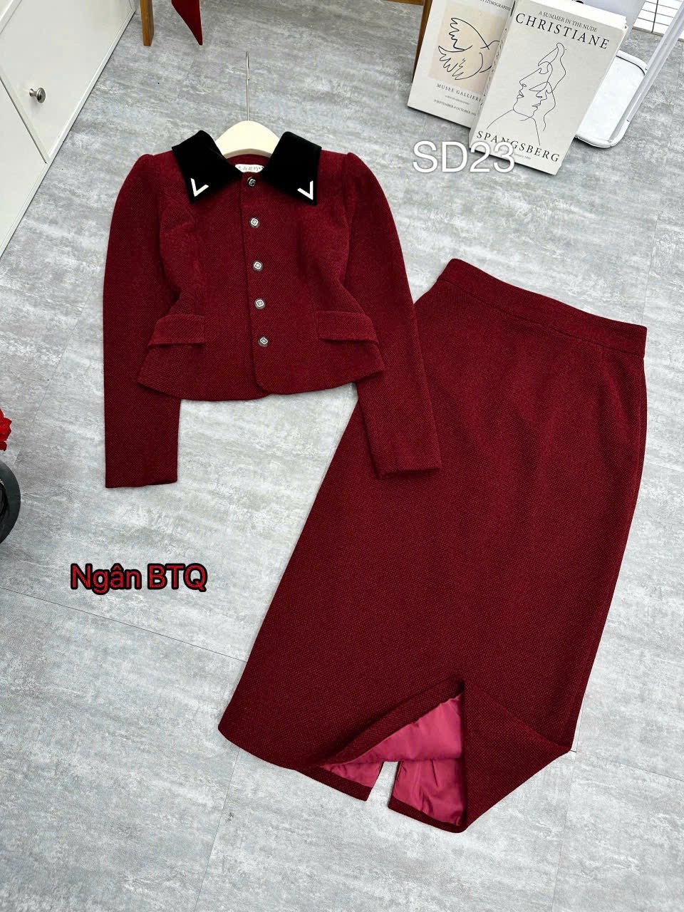 SD23 Set dạ cổ phối chữ V