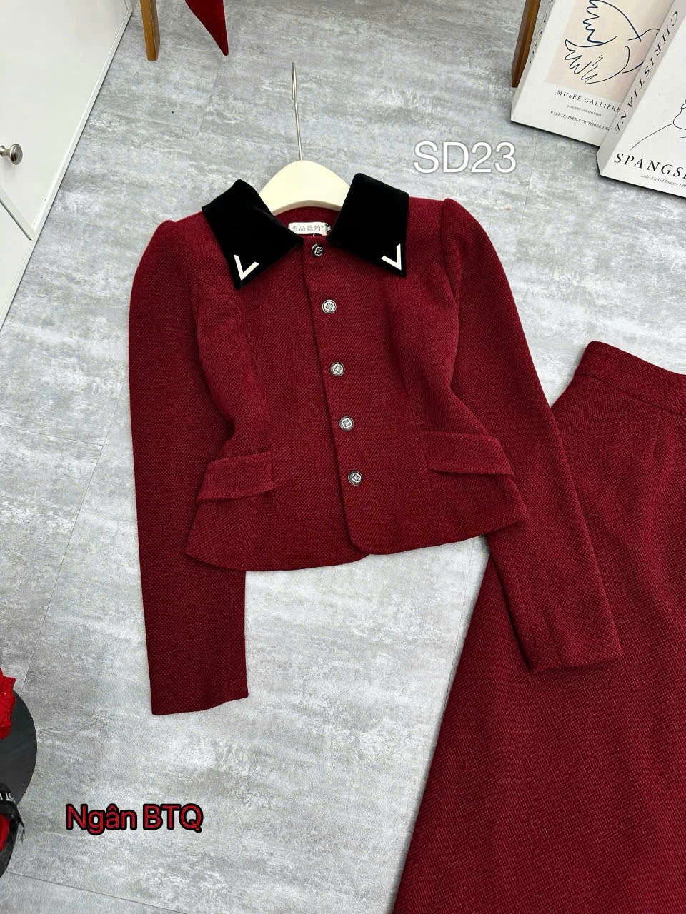 SD23 Set dạ cổ phối chữ V