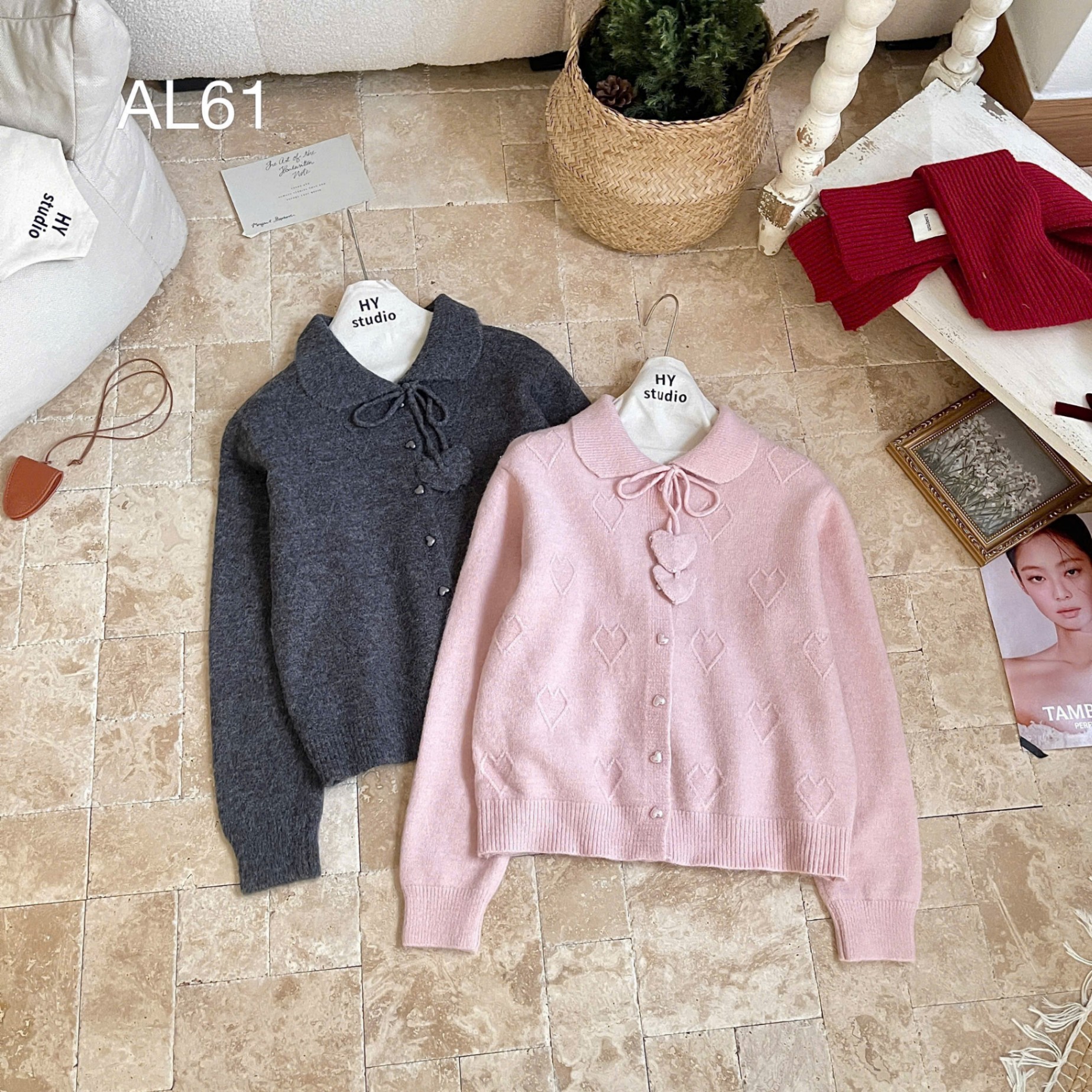 AL61 Áo len cổ bẻ trái tim