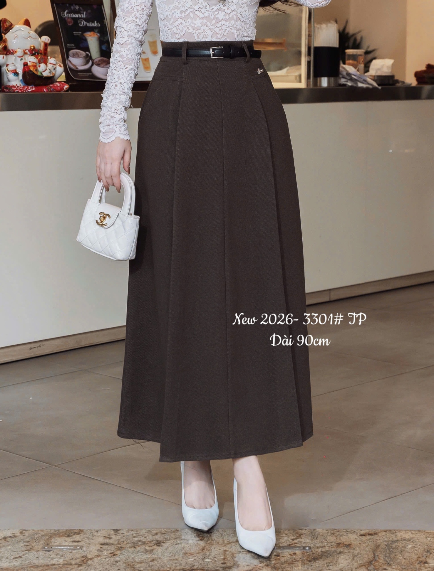 CV3301 cv xòe đai vàng dài 90