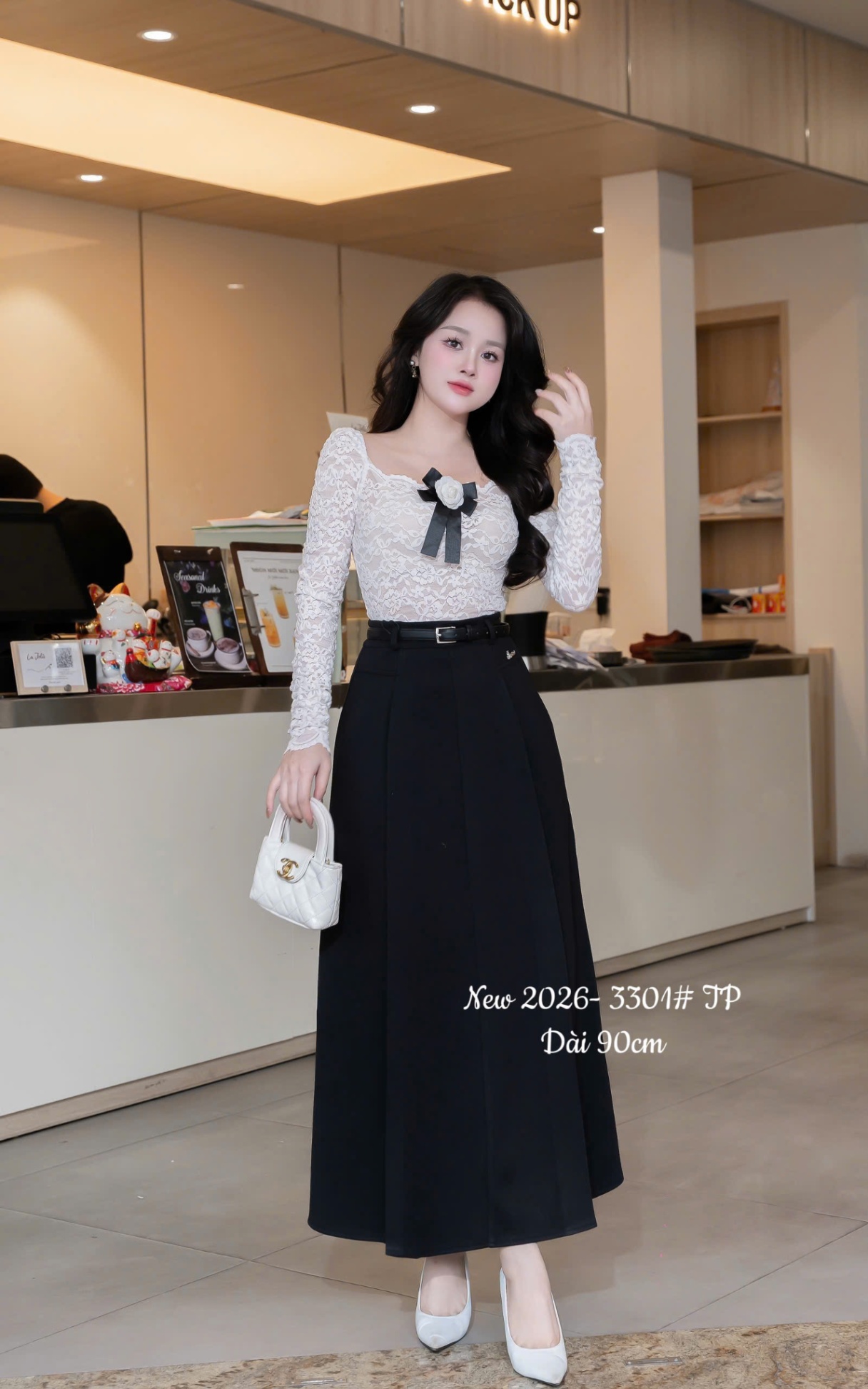 CV3301 cv xòe đai vàng dài 90