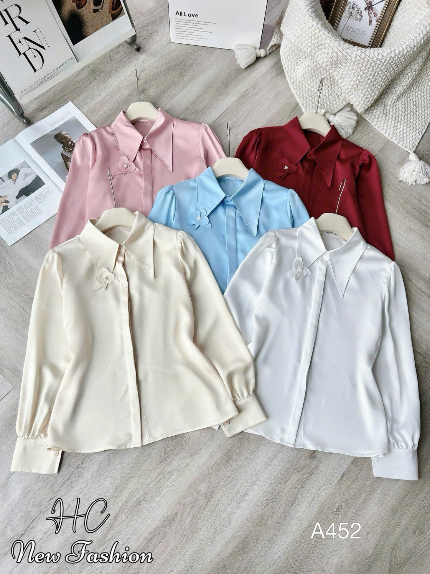 A452 ÁO sơ mi lụa hoa 1 bên cổ