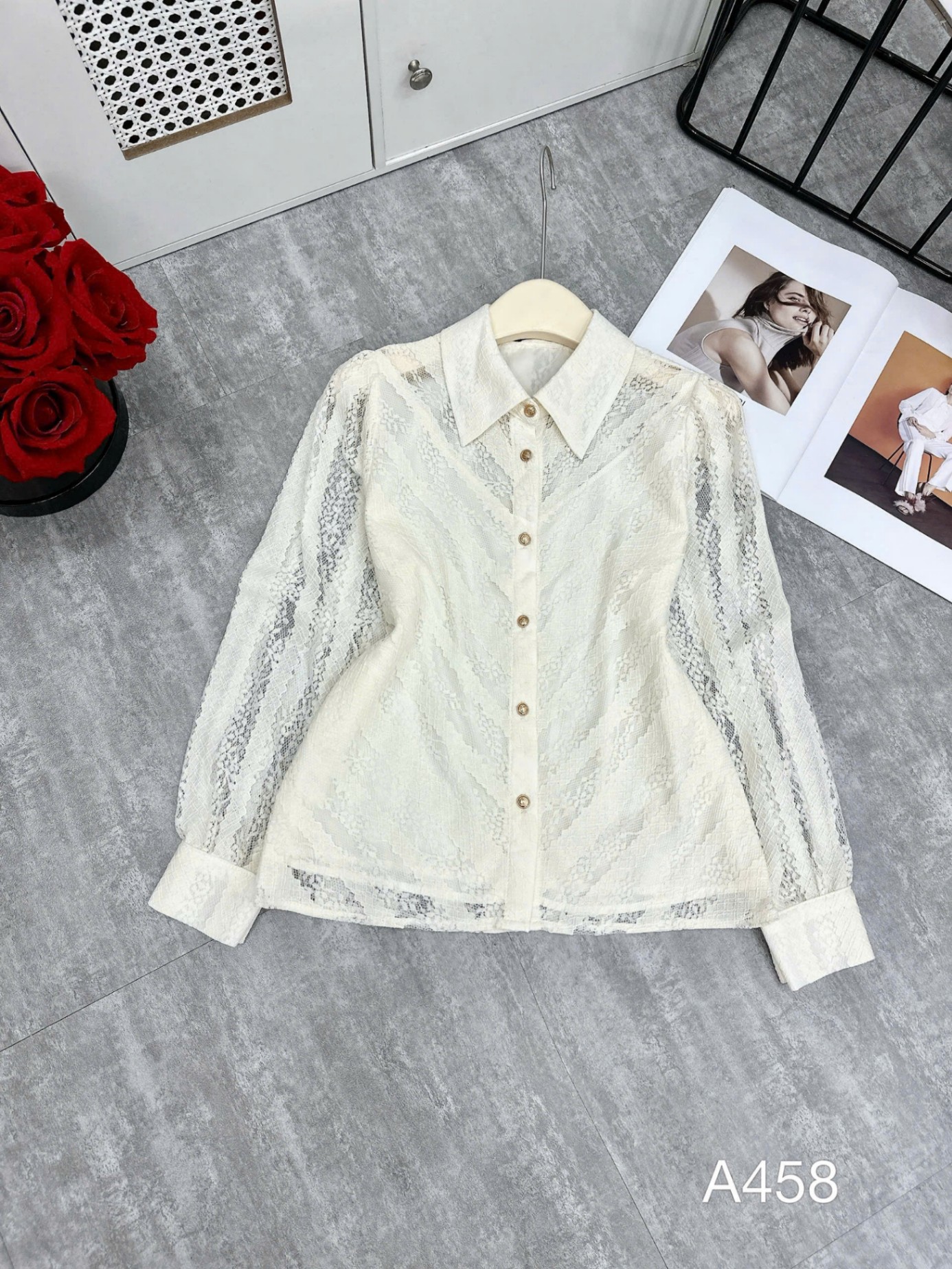 a458 Áo ren dài tay cổ nhọn
