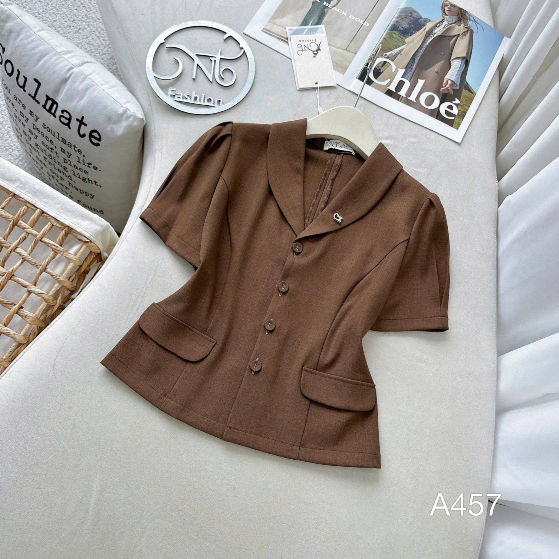 A457 Áo kí giả cổ sam