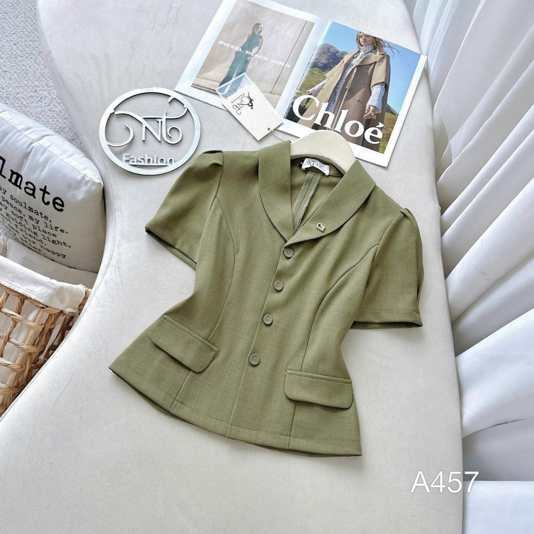 A457 Áo kí giả cổ sam