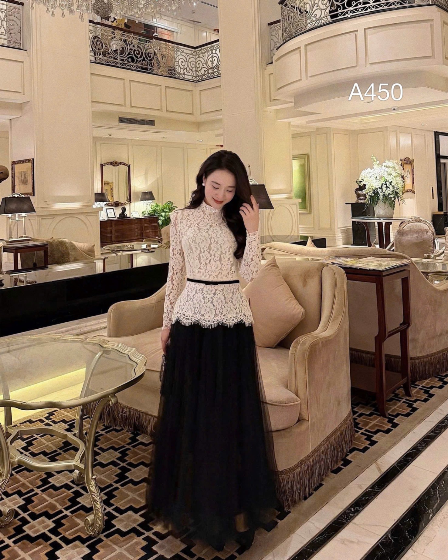 A450 Áo ren cổ tròn đính ngọc