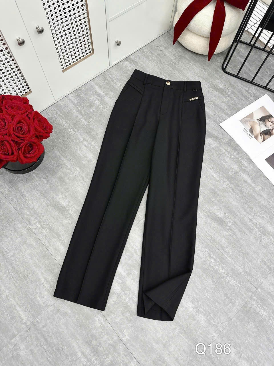 Q186 Quần baggy 1 cúc tag vàng