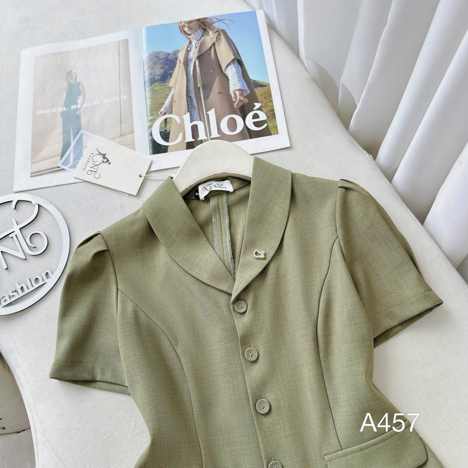 A457 Áo kí giả cổ sam