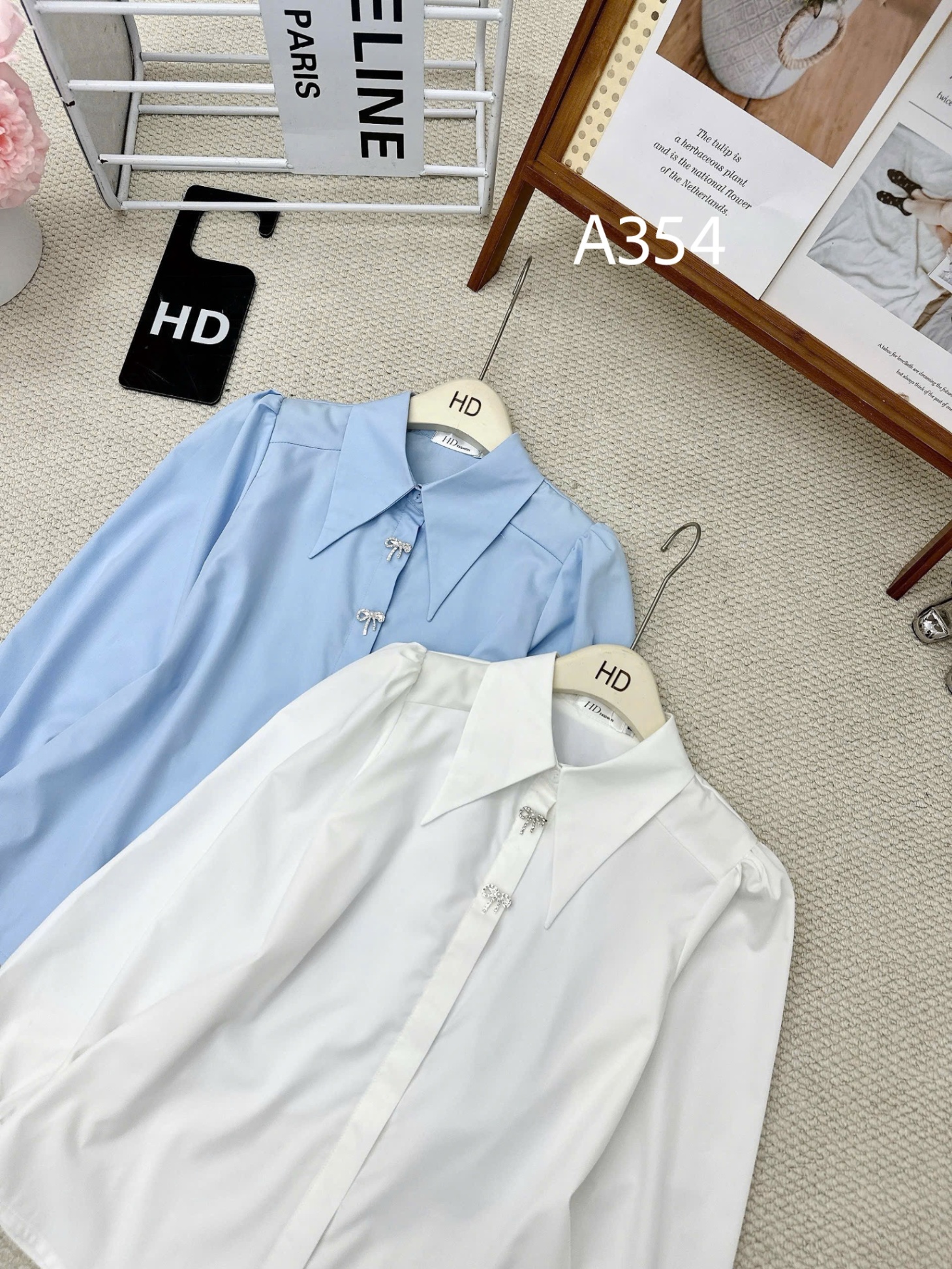 A354 Áo sơ mi tay dài cổ nhọn tag nơ