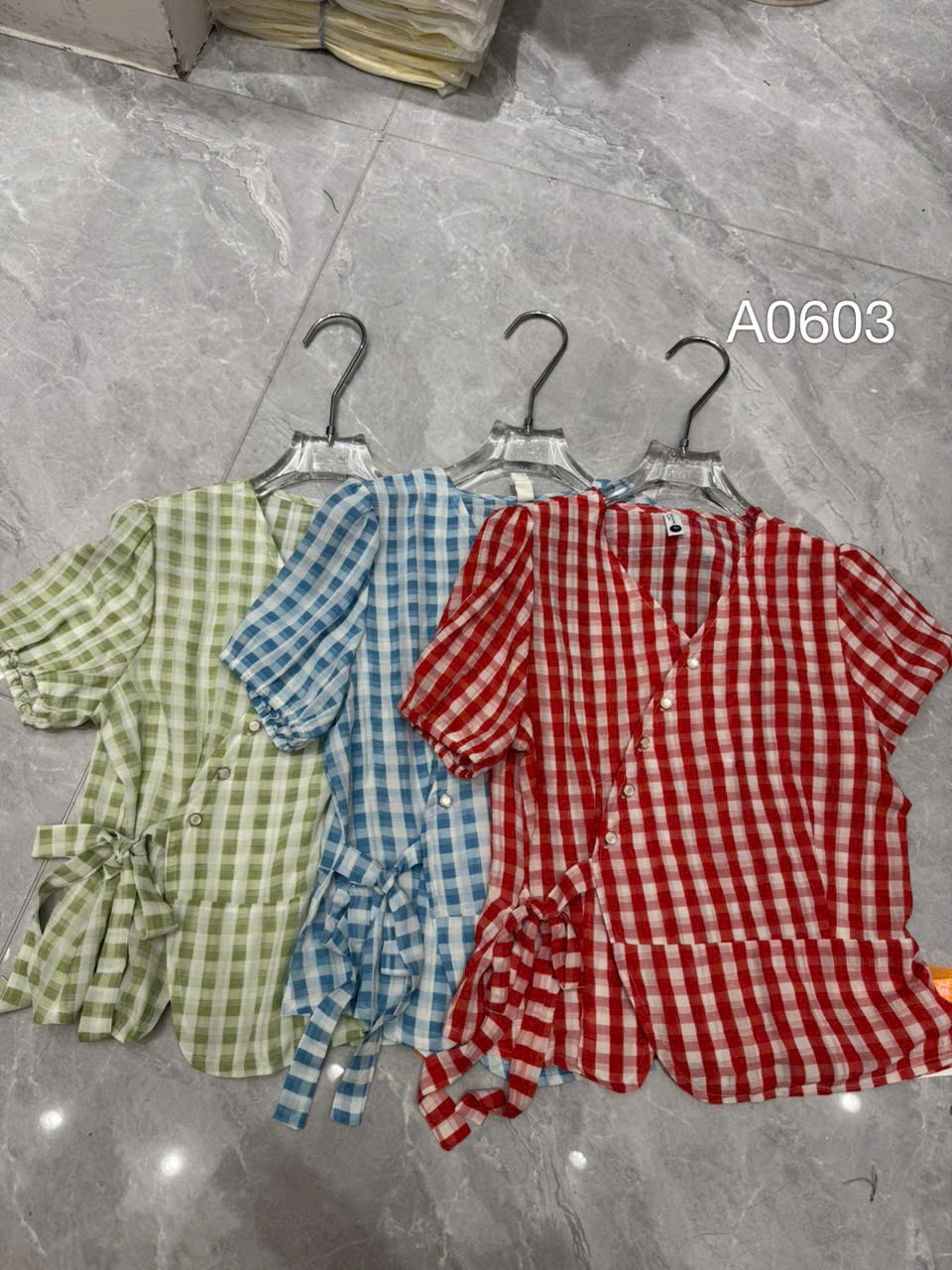 A0603 áo kẻ buộc eo