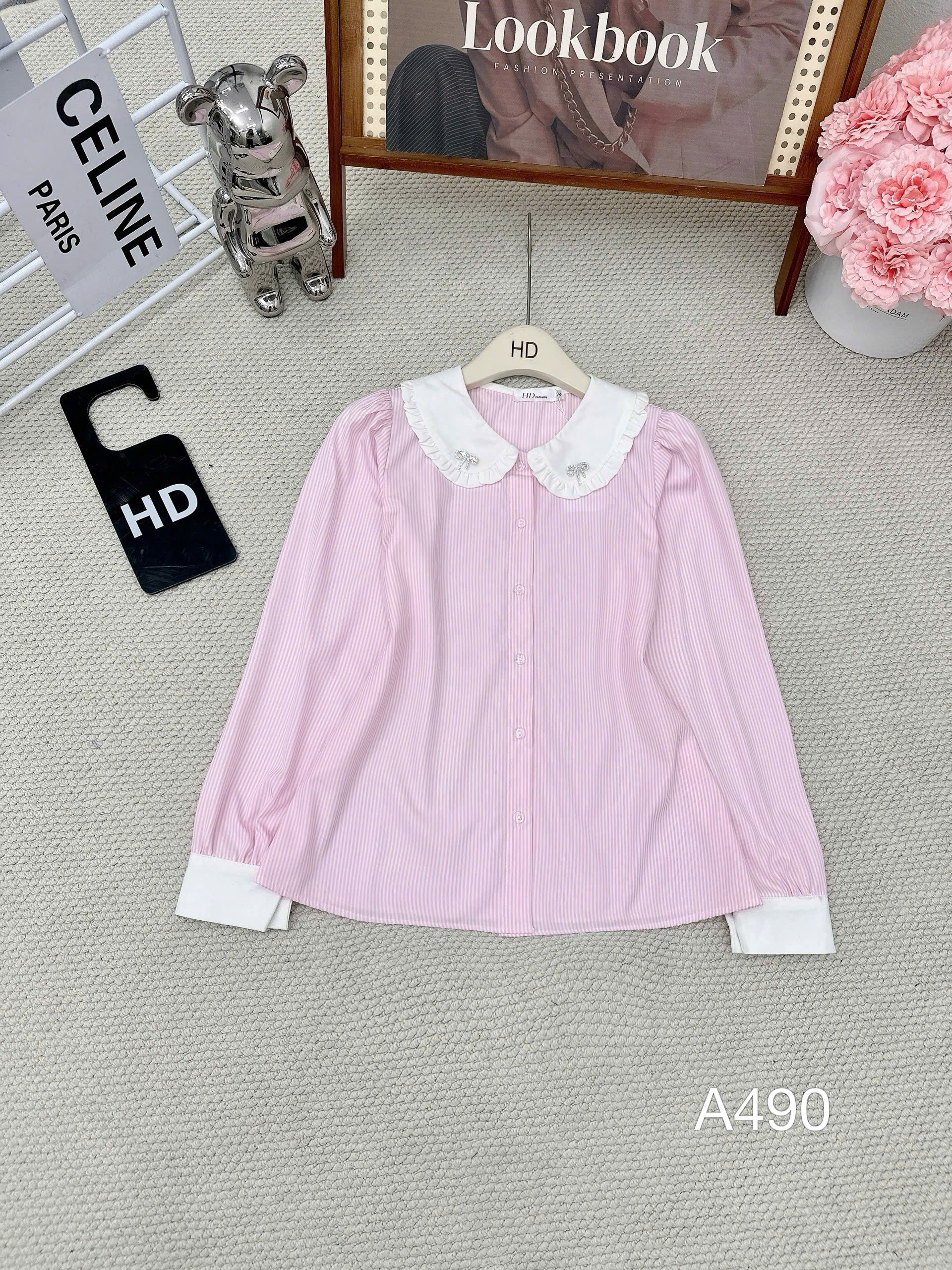 A490 Áo sơ mi cổ bèo trắng