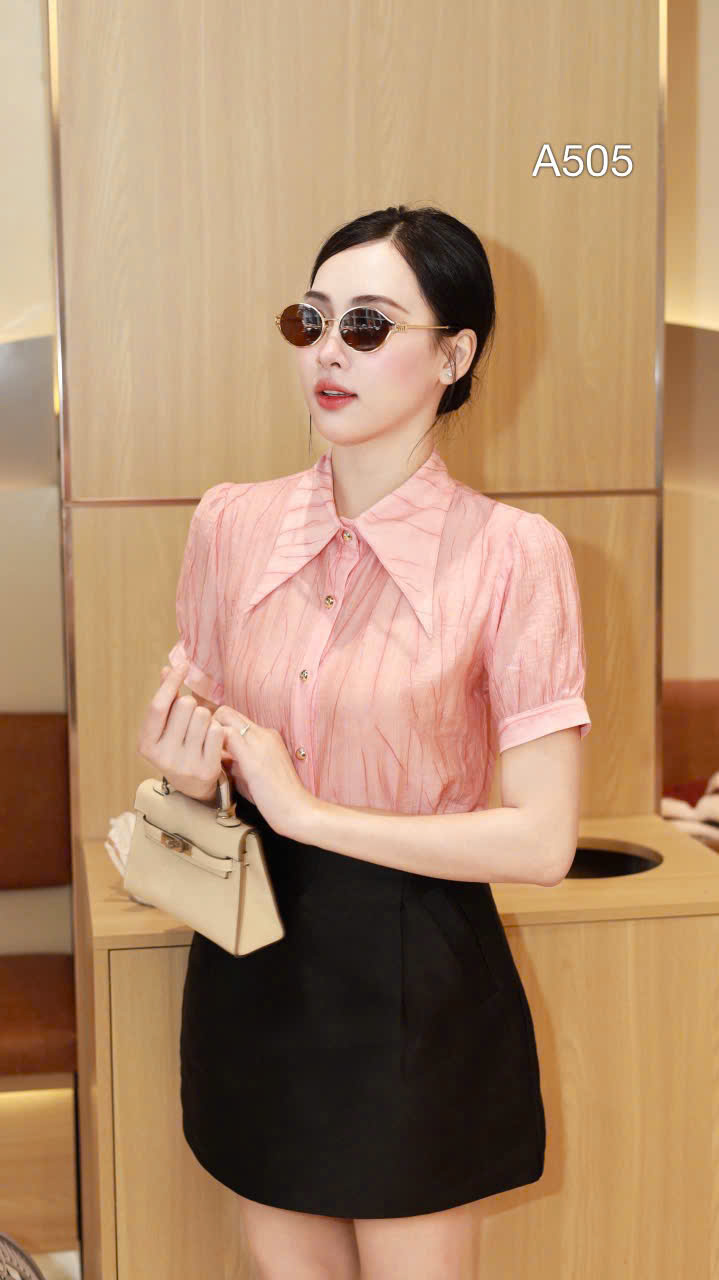 A505 Áo sơ mi cổ nhọn vân loang