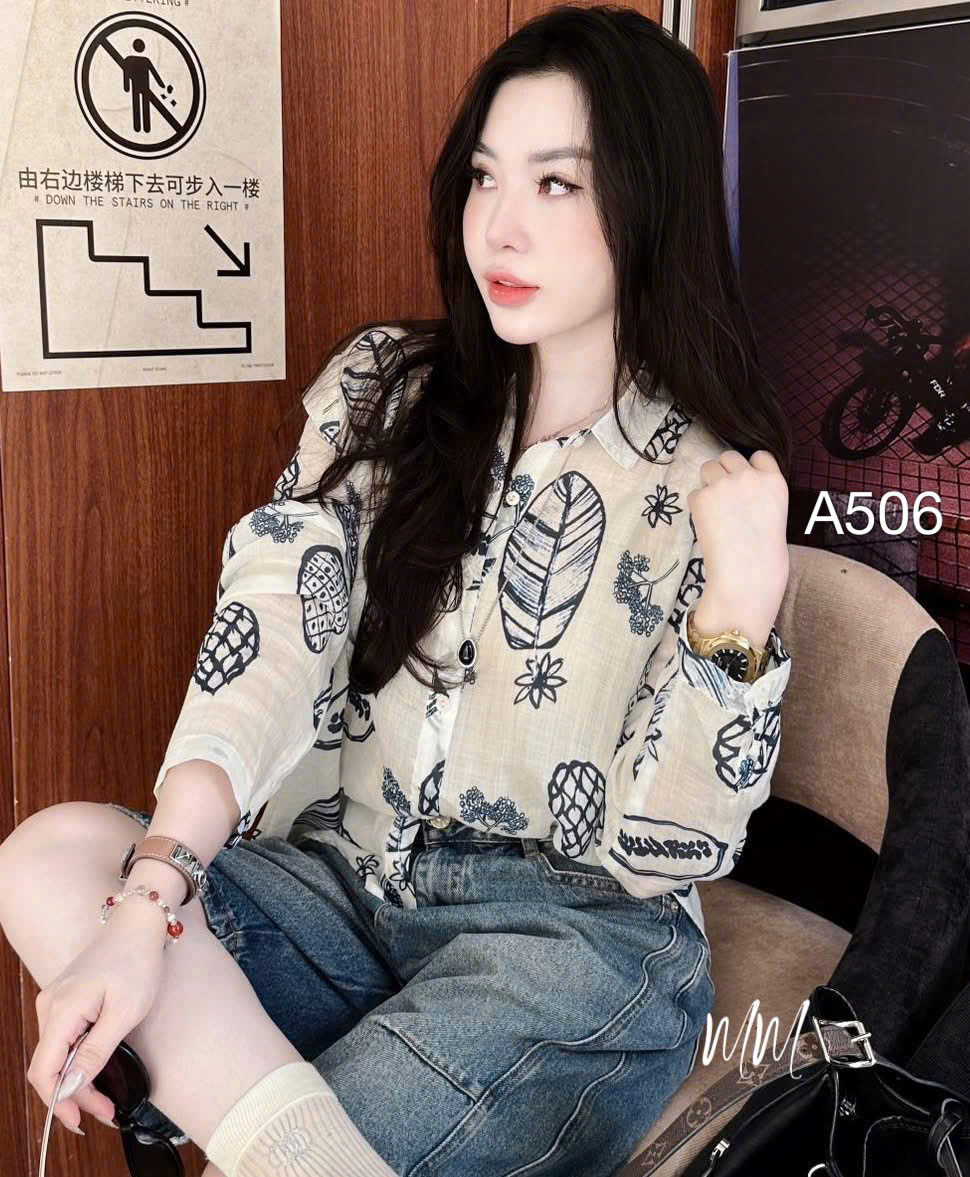 A506 áo họa tiết cổ đức