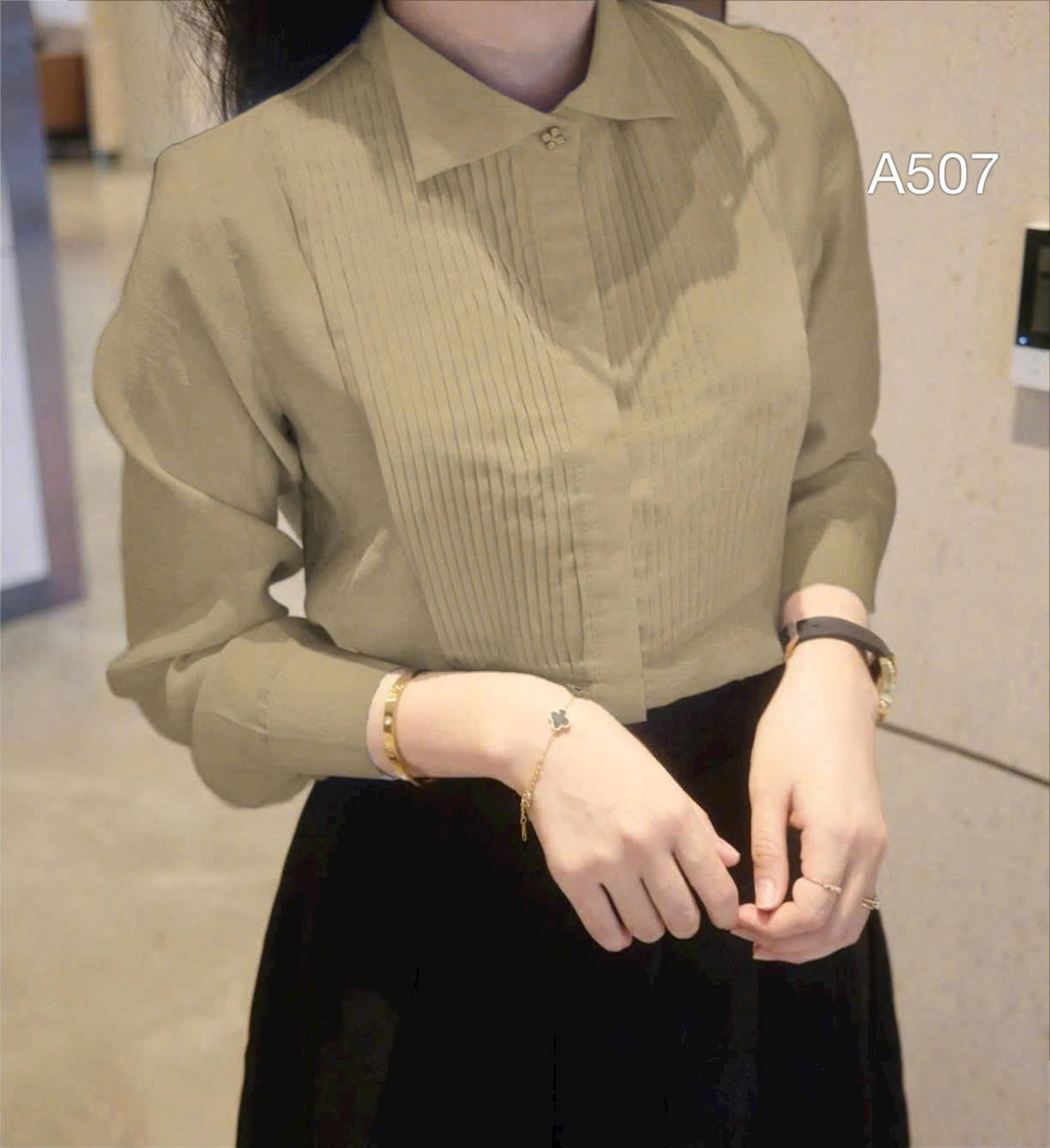 A507 áo xếp ly ngực