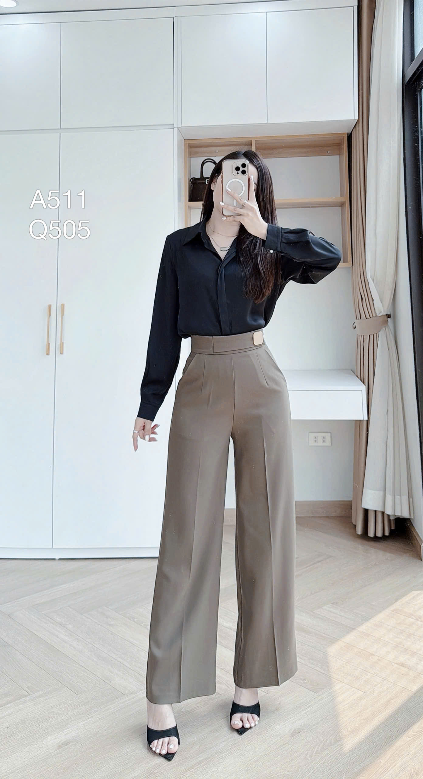 A511 Áo sơ mi lụa kèm dây chuyền