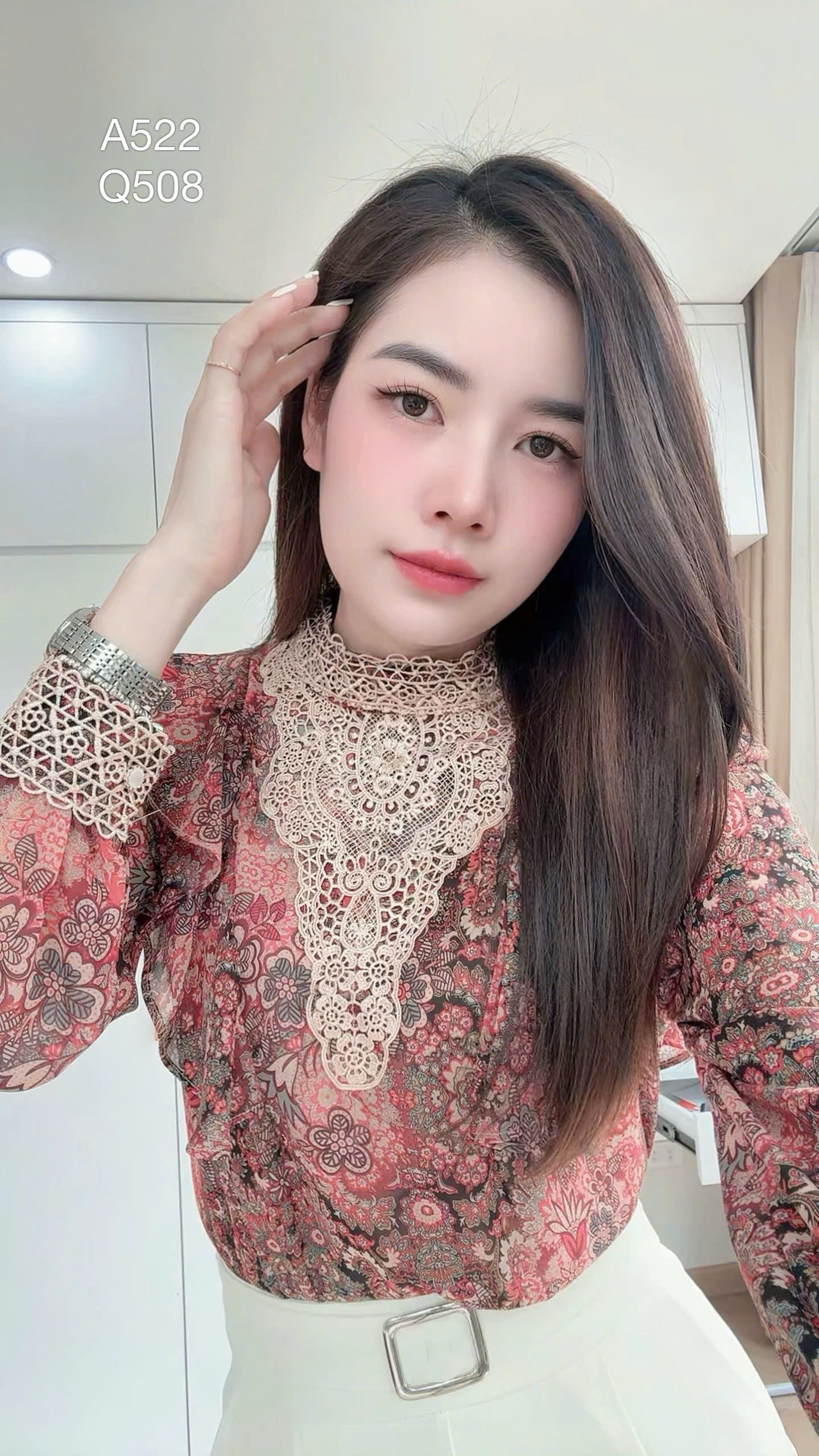 A522 Áo sơ mi bèo cổ ren