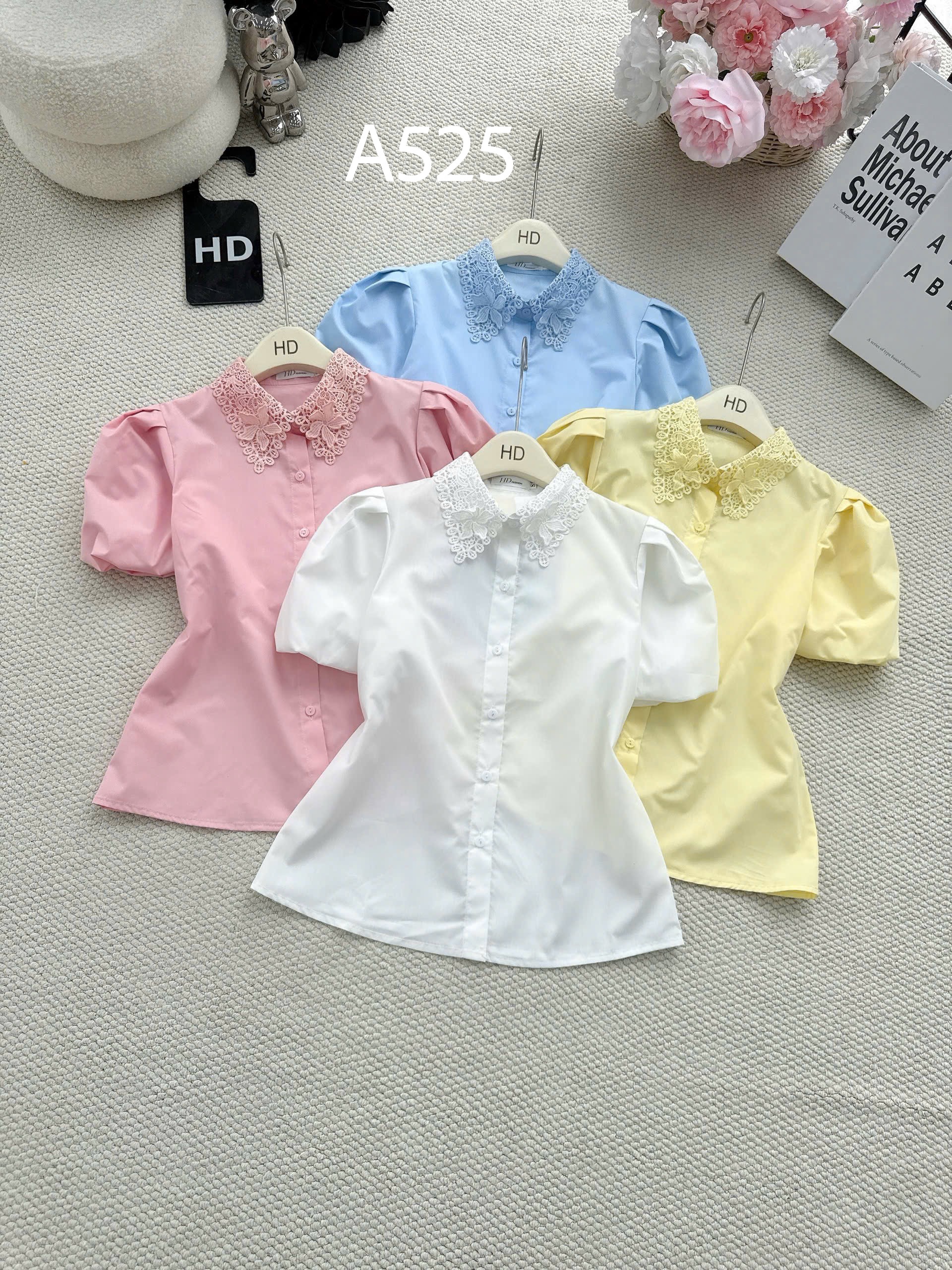 A525 Áo sơ mi thô tay bồng cổ ren