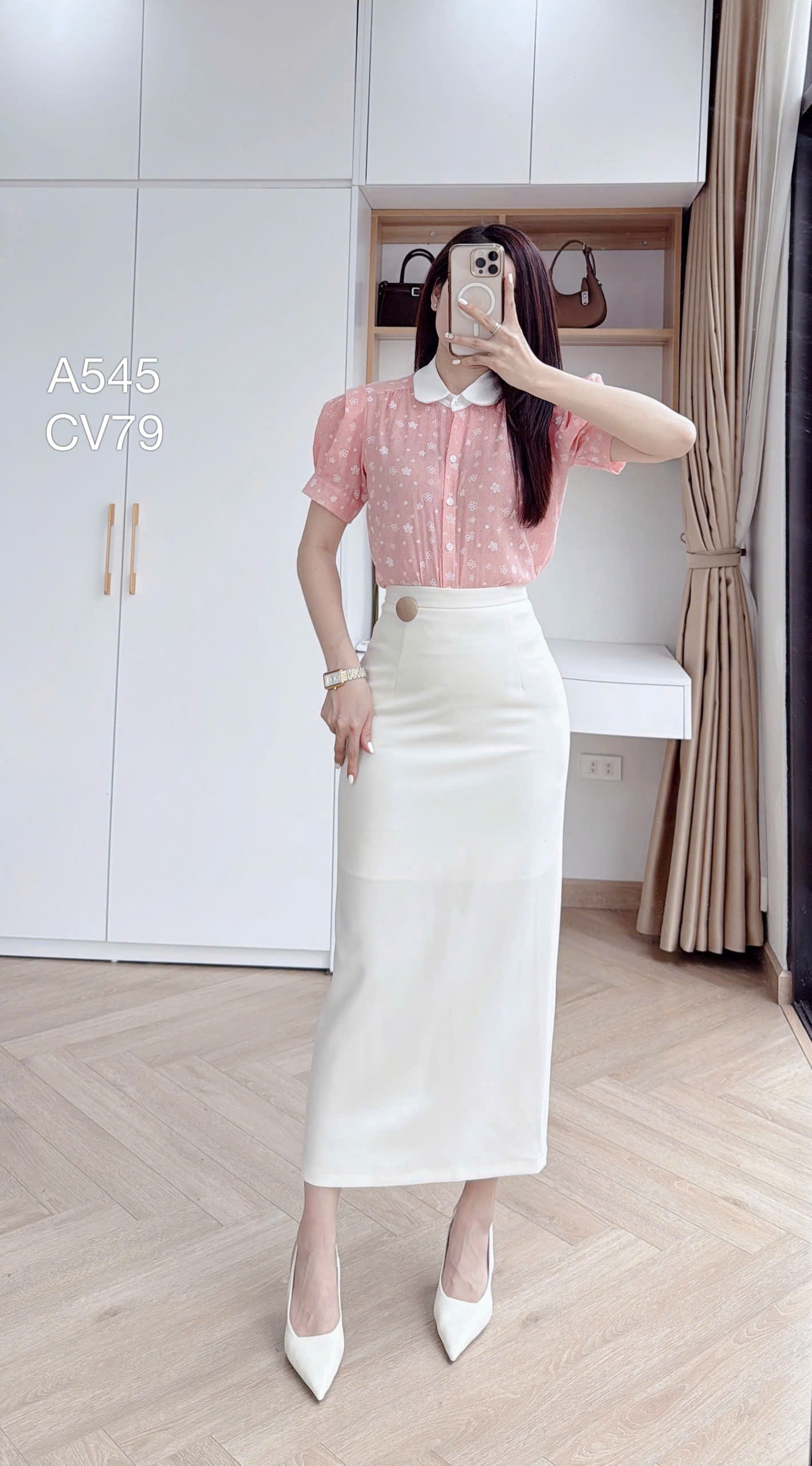 A545 áo hoa nhí tay bồng cổ trắng