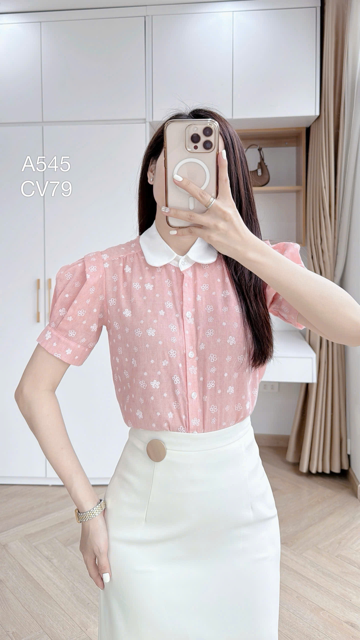 A545 áo hoa nhí tay bồng cổ trắng