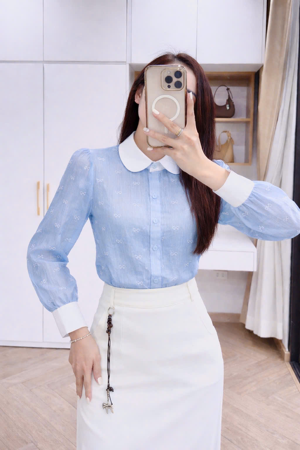 A570 Áo sơ mi nơ cổ sen