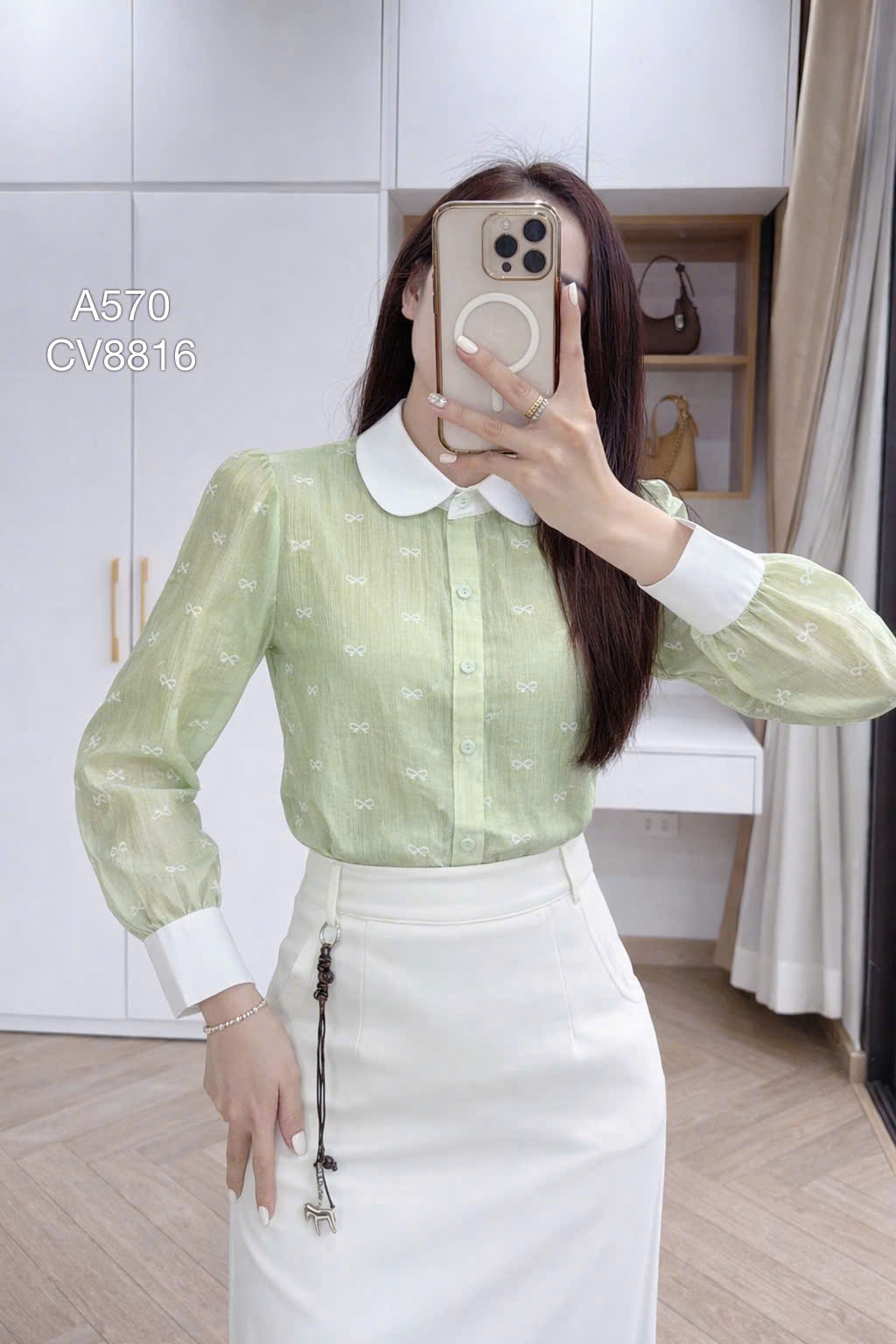 A570 Áo sơ mi nơ cổ sen