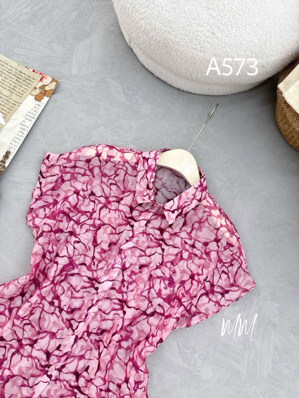 A573 Áo sơ mi hoa tay dơi