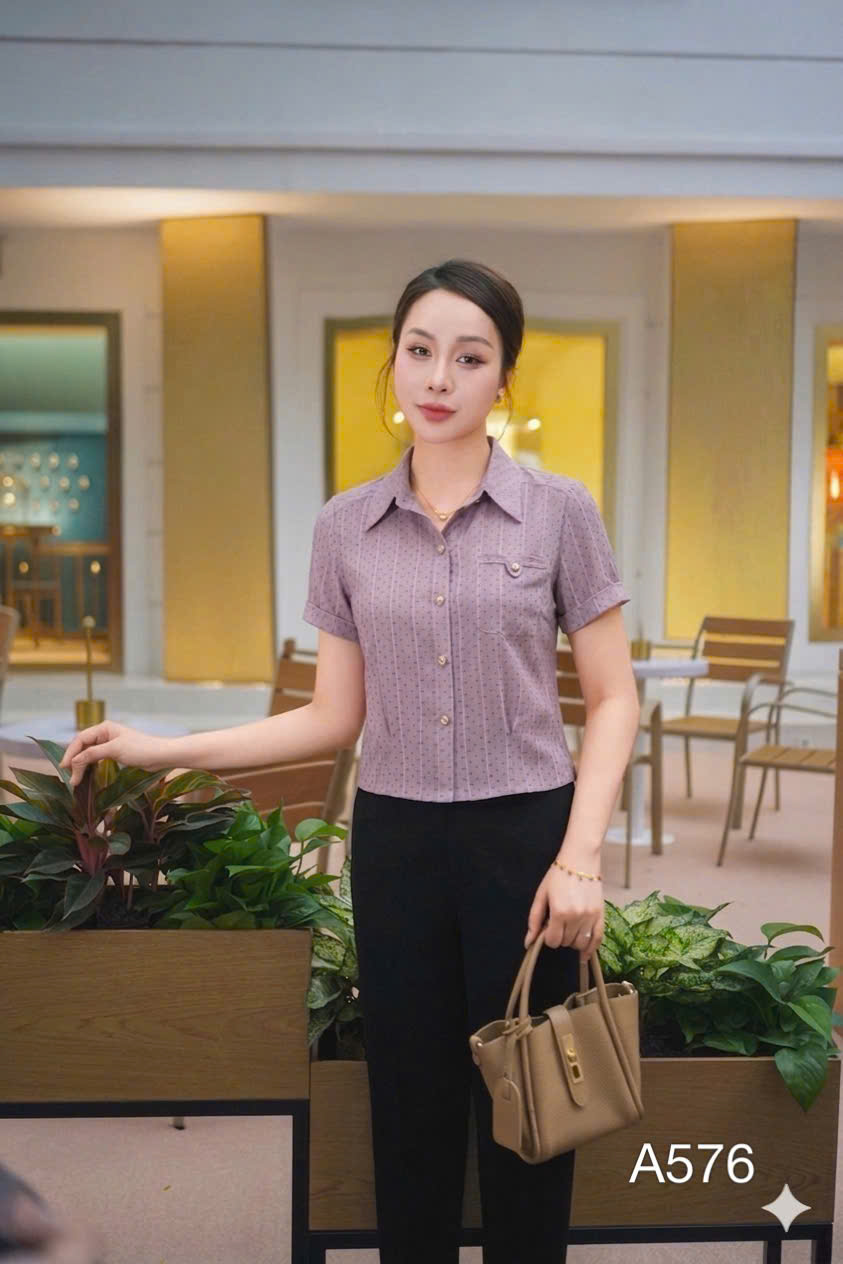 A576 Áo sơ mi cộc tay chấm bi