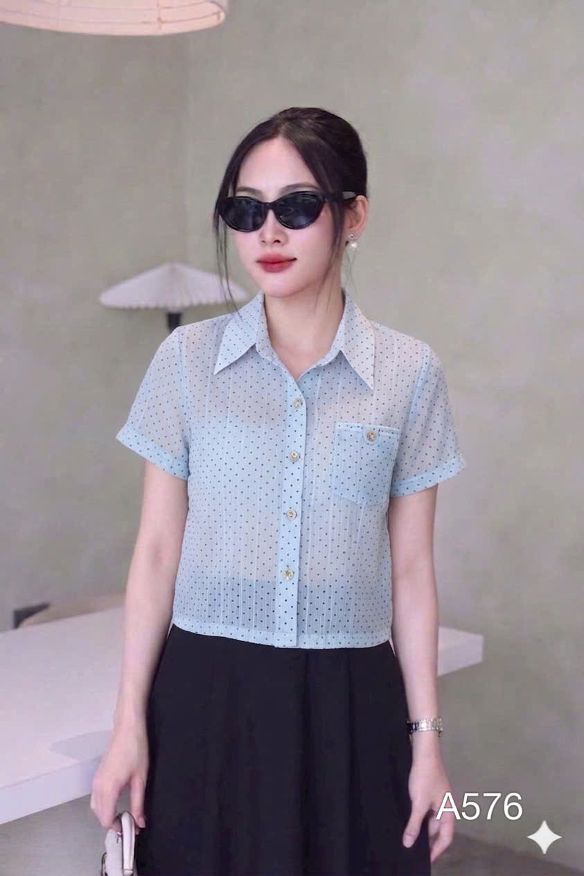 A576 Áo sơ mi cộc tay chấm bi