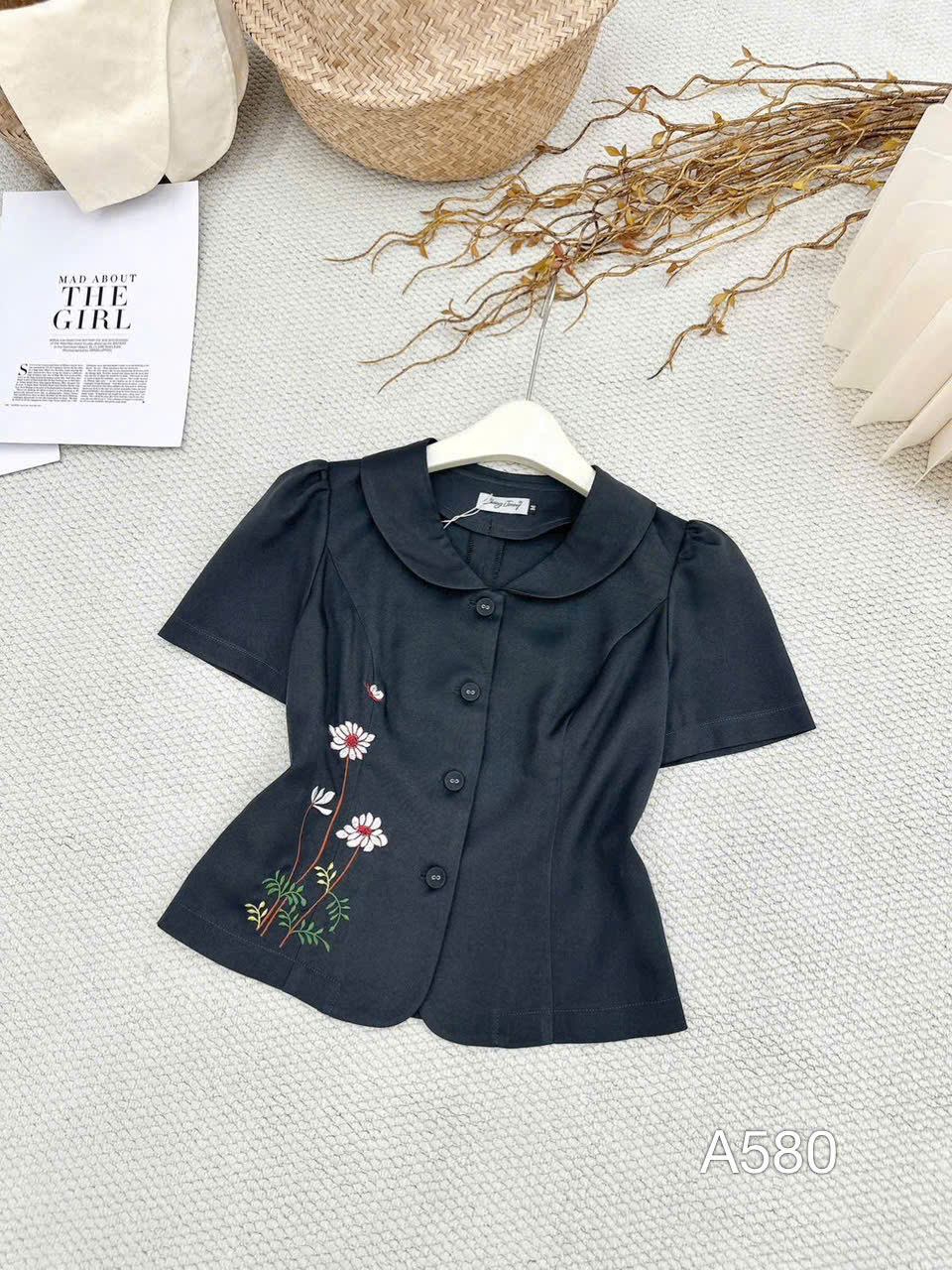 A580 Áo kí giả thêu hoa cúc